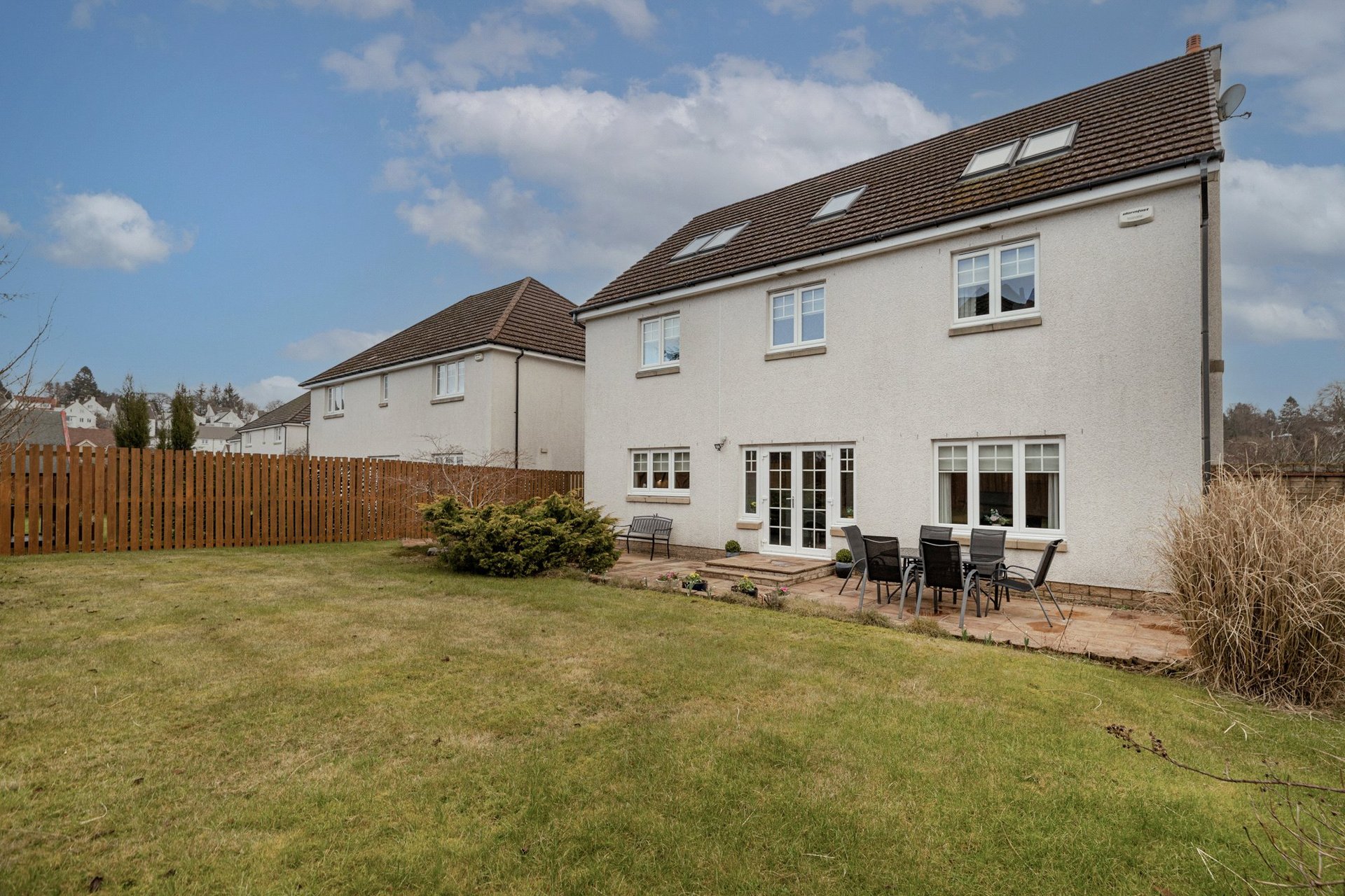 1 Robert Burns Drive, Bearsden, G61 3DD - Picture #2