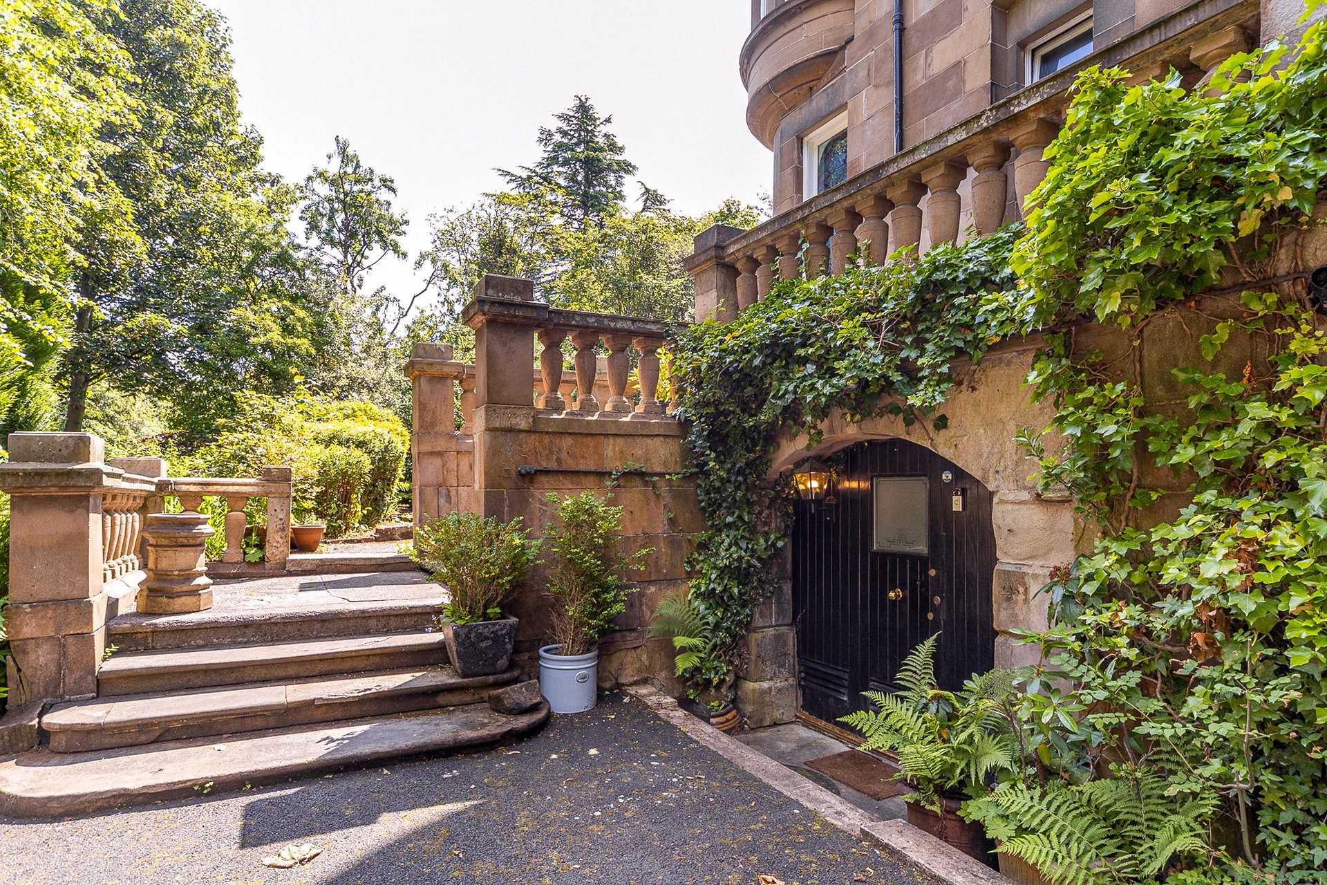 Main Door, 11a Horselethill Road, Dowanhill, Glasgow, G12 9LX - Picture #5