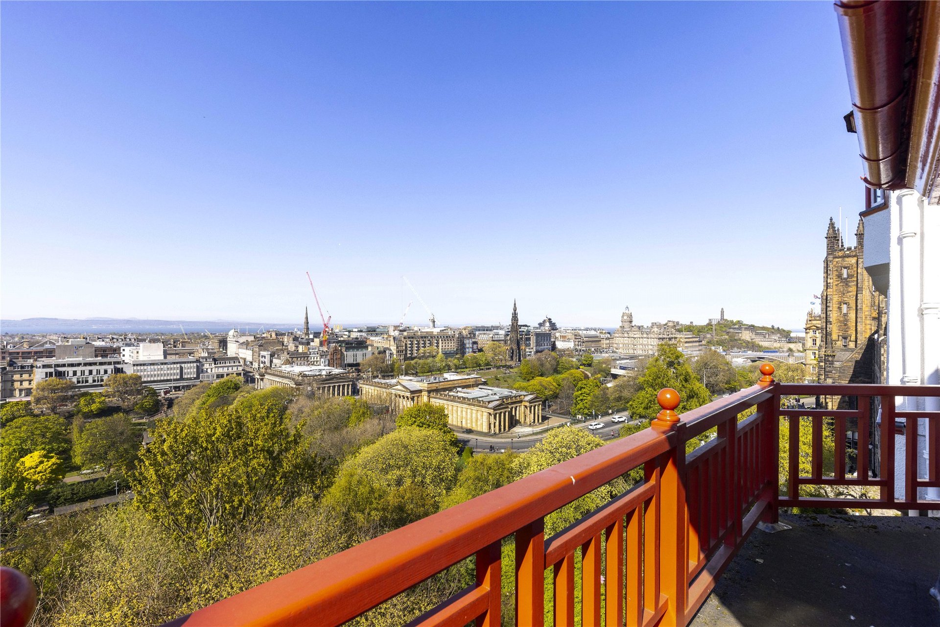 5/4 Ramsay Garden, Edinburgh, Midlothian, EH1 2NA - Picture #3