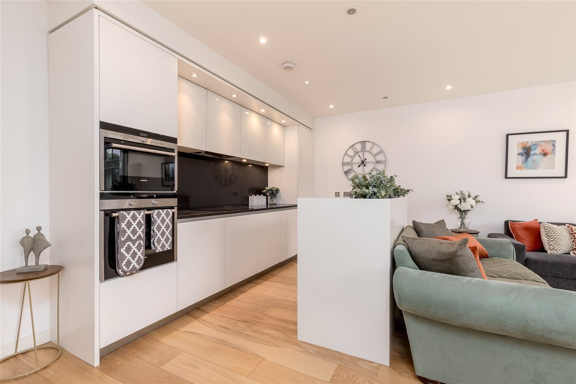 Flat 6, 8 Simpson Loan, Edinburgh, Midlothian, EH3 9GS - Picture #8