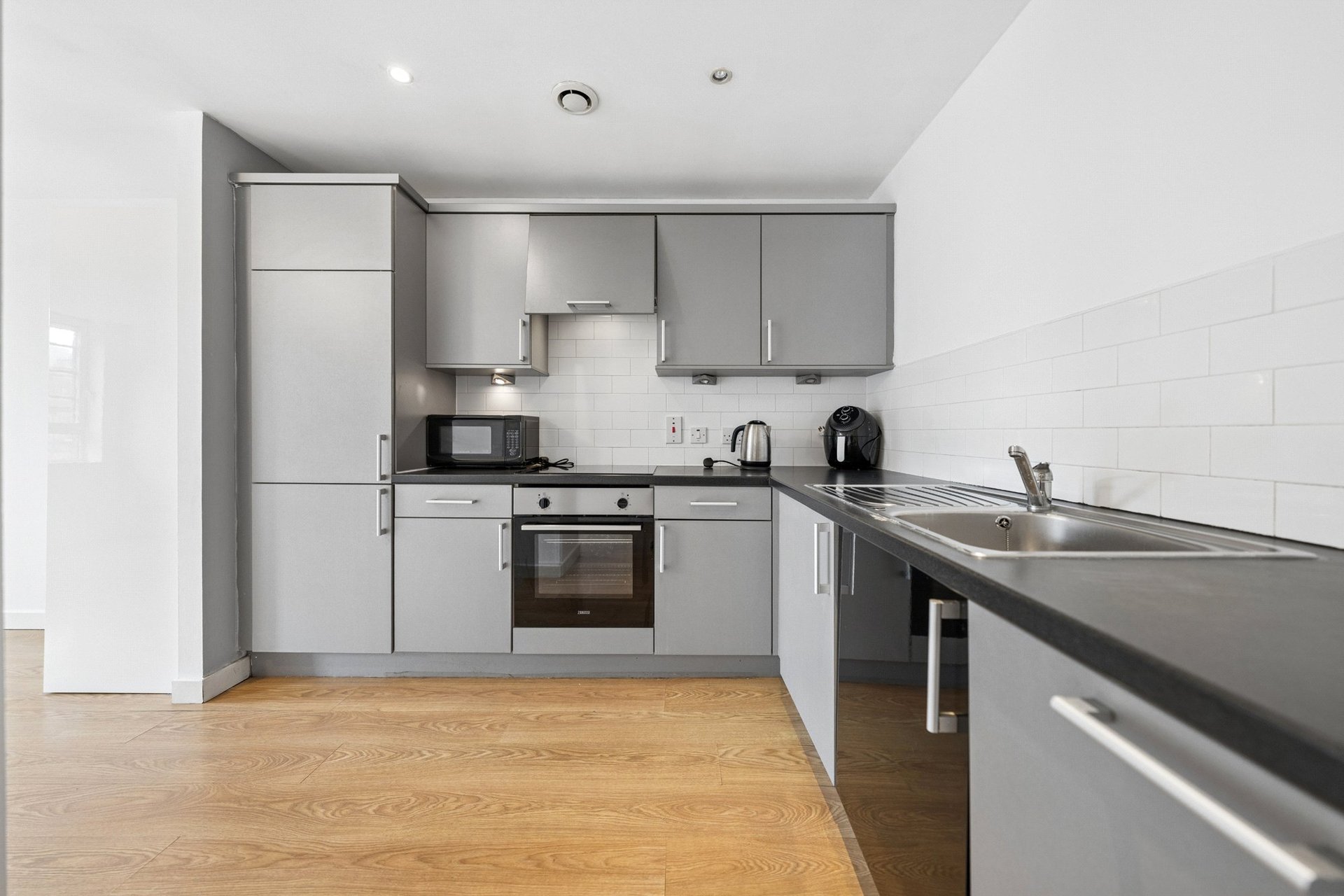 Flat 2/3 Beresford Building, 460 Sauchiehall Street, Charing Cross, Glasgow City, G2 3JU - Picture #9