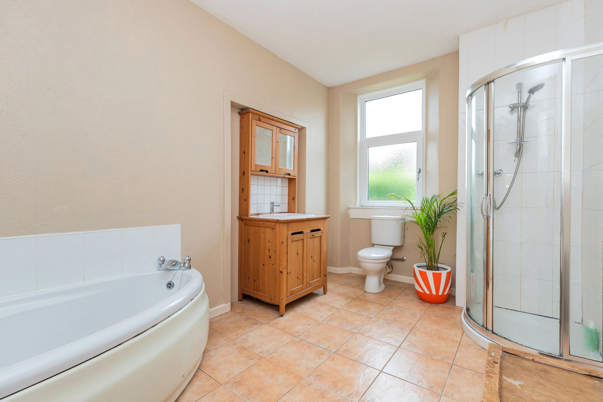 542 Clarkston Road, Netherlee, Glasgow, G44 3RT - Picture #33