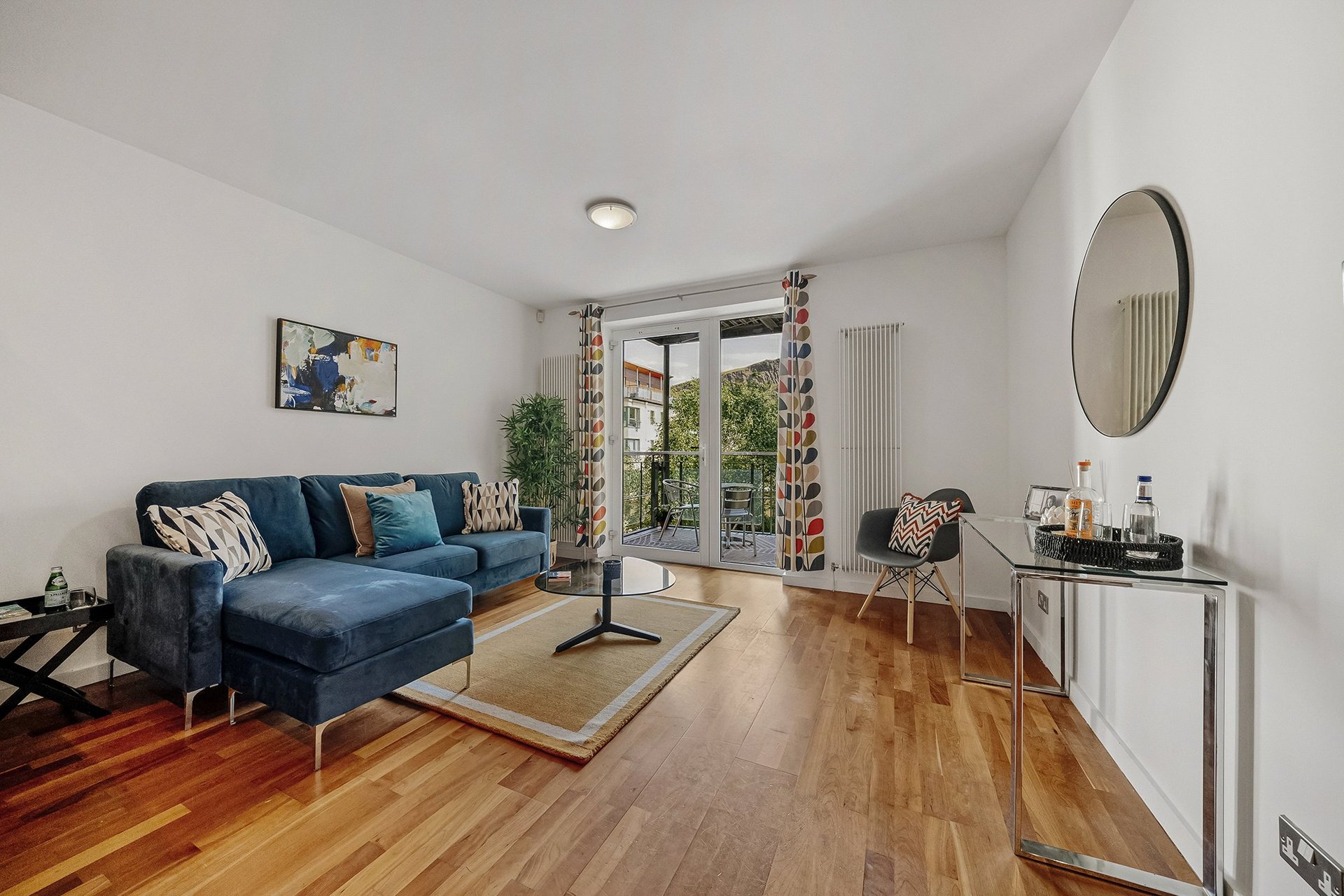 Flat 27 - The Park, 89 Holyrood Road, Holyrood, Edinburgh, EH8 8BA - Picture #2