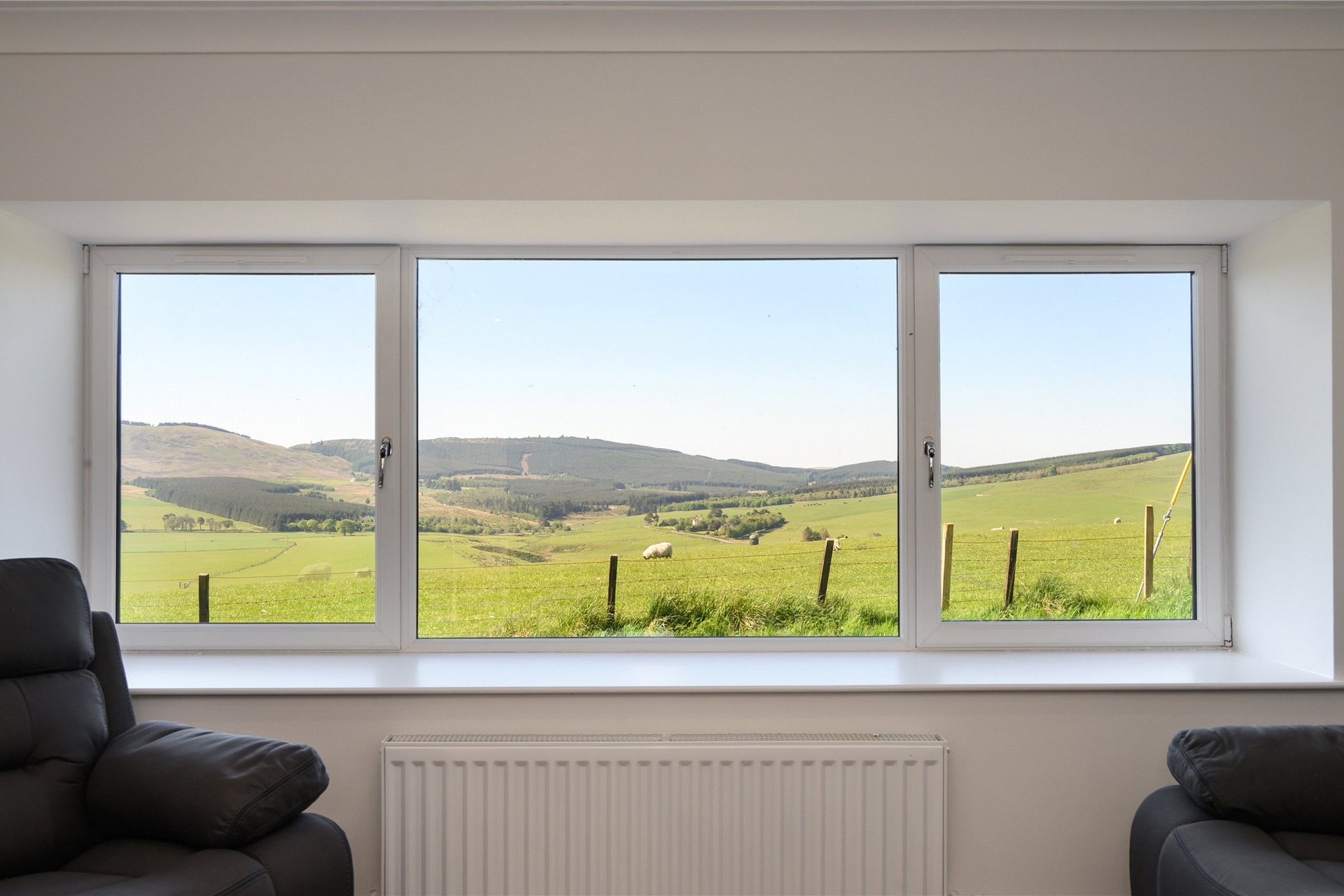 Crossridge Holding, Carmichael, Biggar, South Lanarkshire, ML12 6NG - Picture #5