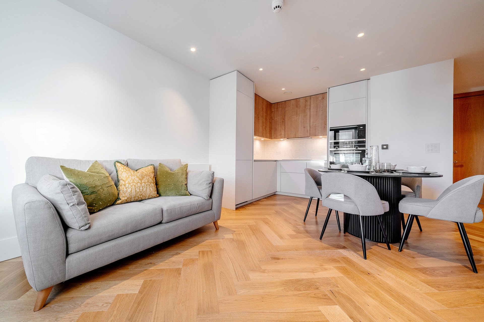 Flat 51, 1 Elder Street, Edinburgh, Midlothian, EH1 3BS - Picture #13