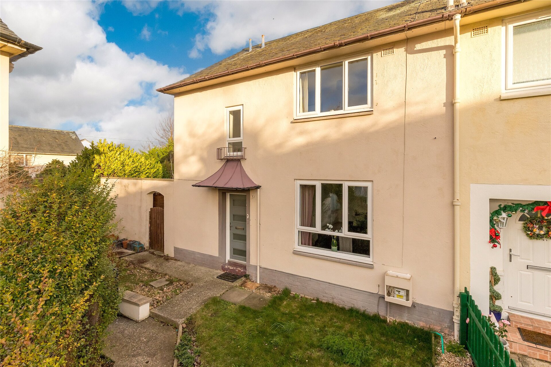 37 Bellenden Gardens, Edinburgh, EH16 5TB - Picture #1