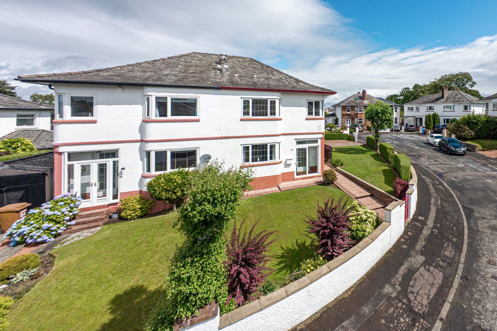 52 Woodlands Crescent, Thornliebank, Glasgow, East Renfrewshire, G46 7SR - Picture #2