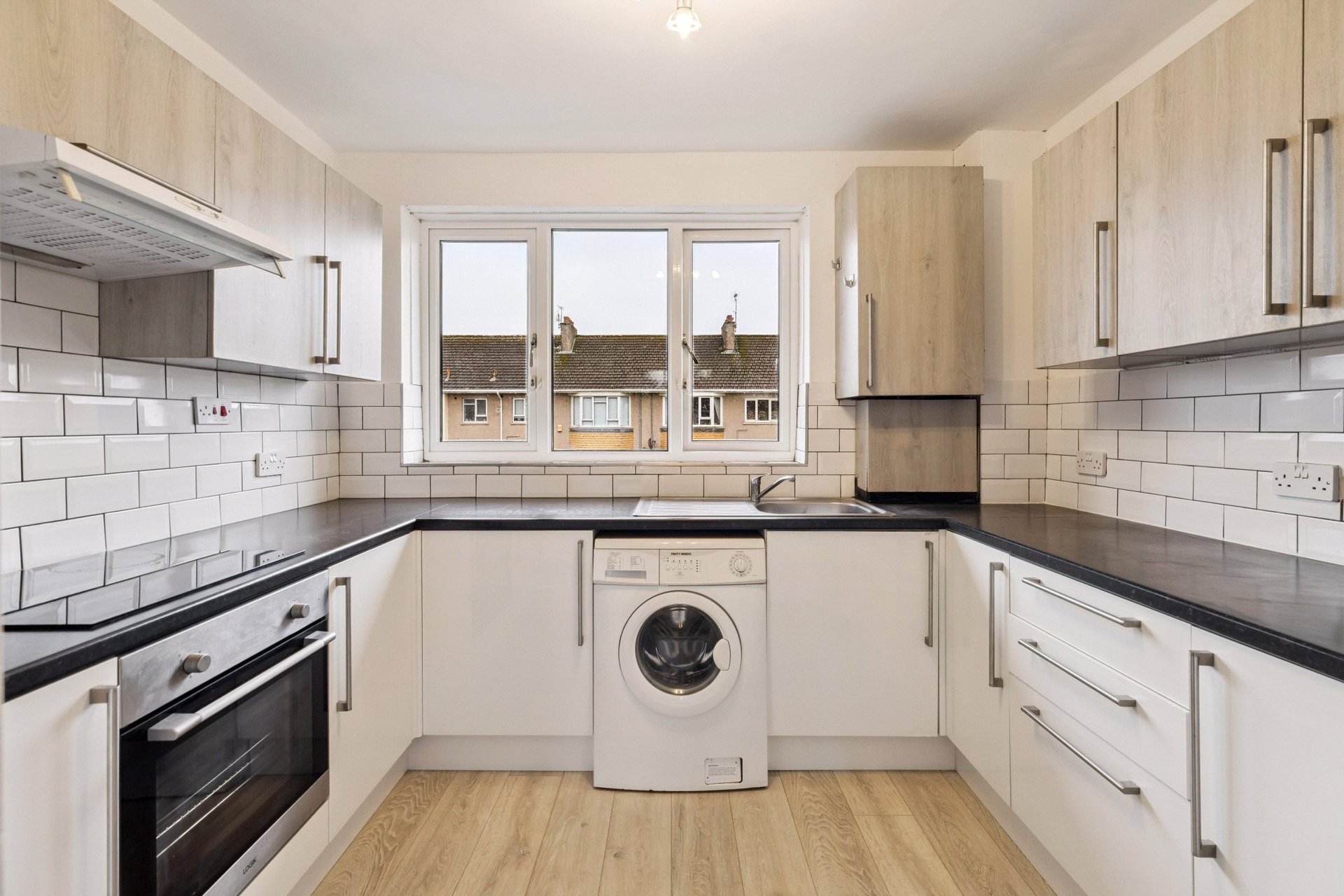 Flat 65, Castle Court, 3 Kings Drive, Newton Mearns, Glasgow, East Renfrewshire, G77 5JB - Picture #7