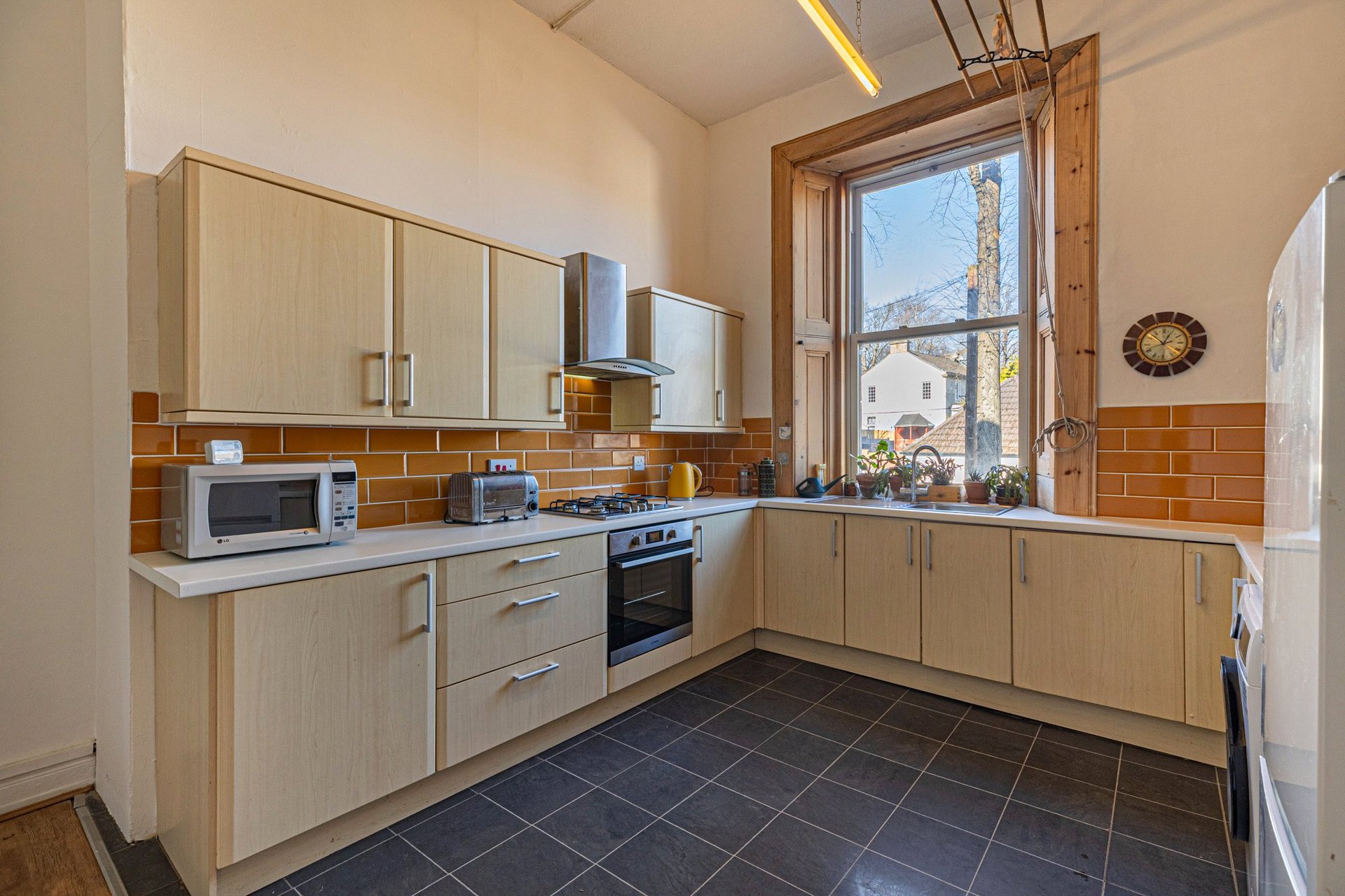 1/2, 6 Laurel Street, Thornwood, Glasgow, G11 7QR - Picture #10