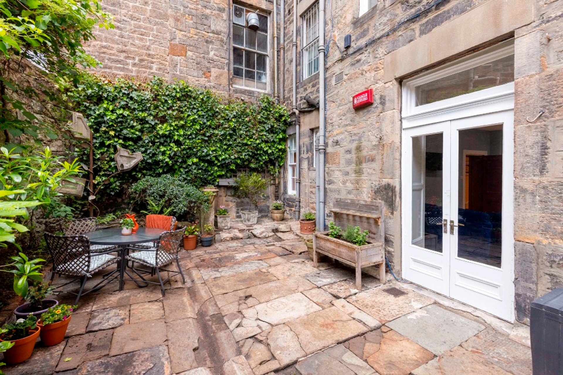58 Queen Street, Central, Edinburgh, EH2 3NS - Picture #36