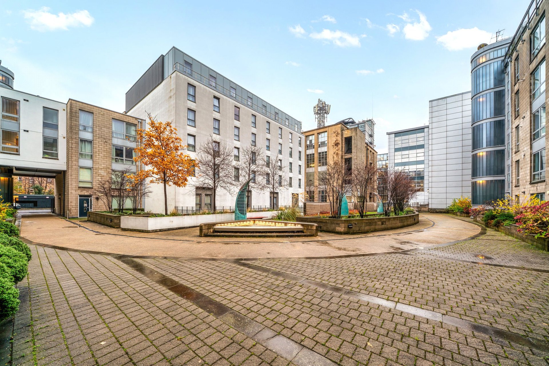 42/12 Gardner's Crescent, Edinburgh, Midlothian, EH3 8DG - Picture #3