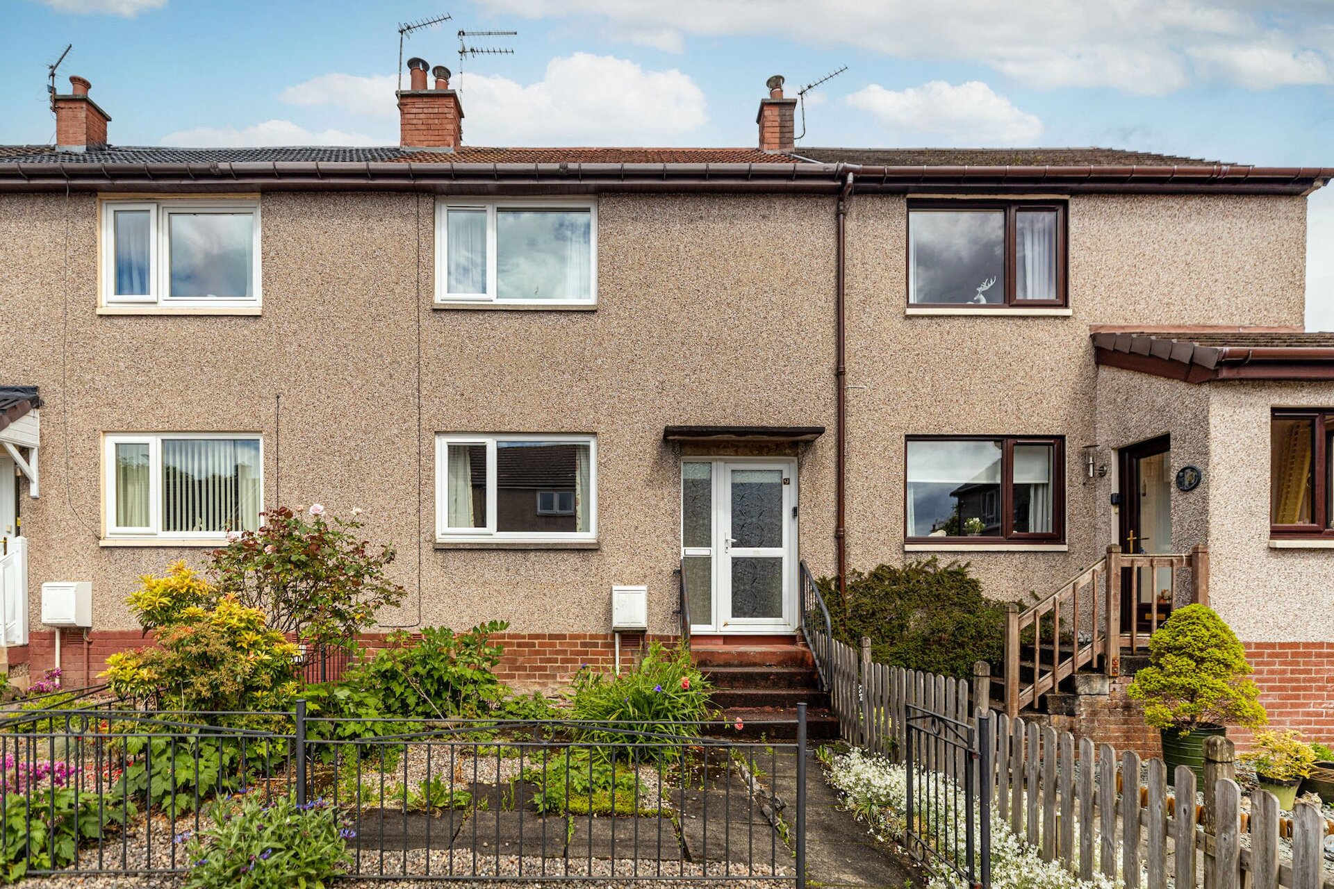 9 Hunter Place, Milngavie, G62 7PY - Picture #1