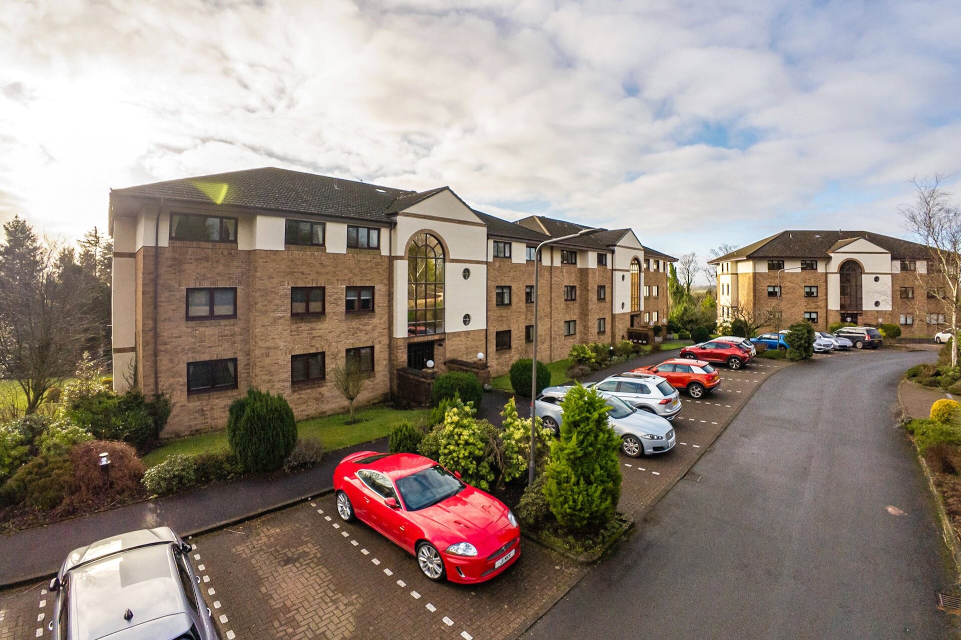 27 Ravenscourt, Thorntonhall, Glasgow, South Lanarkshire, G74 5AZ - Picture #1