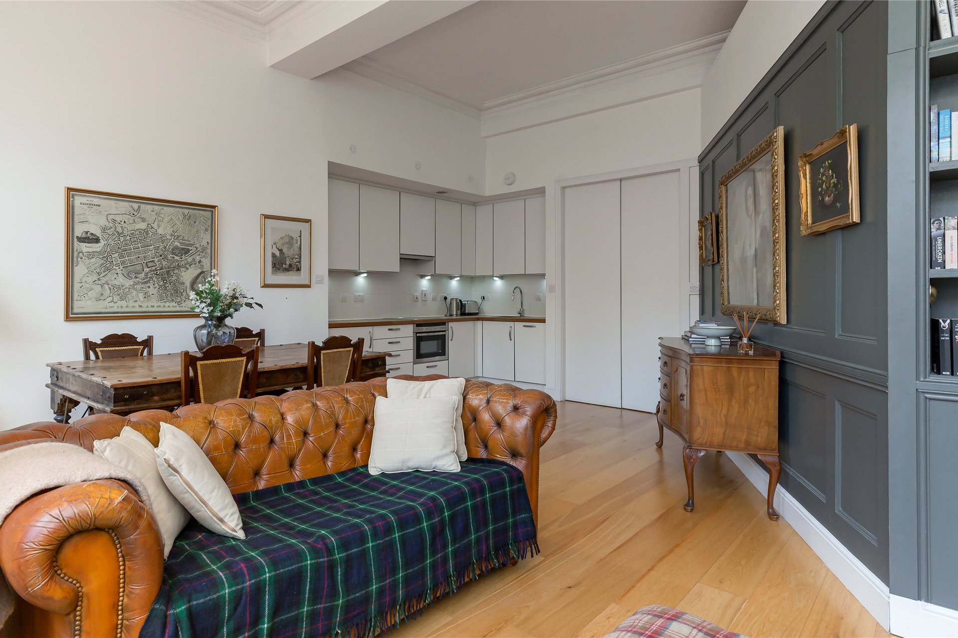 Flat 30, Royal Mile Mansions, 50 North Bridge, Edinburgh, Midlothian, EH1 1QN - Picture #5