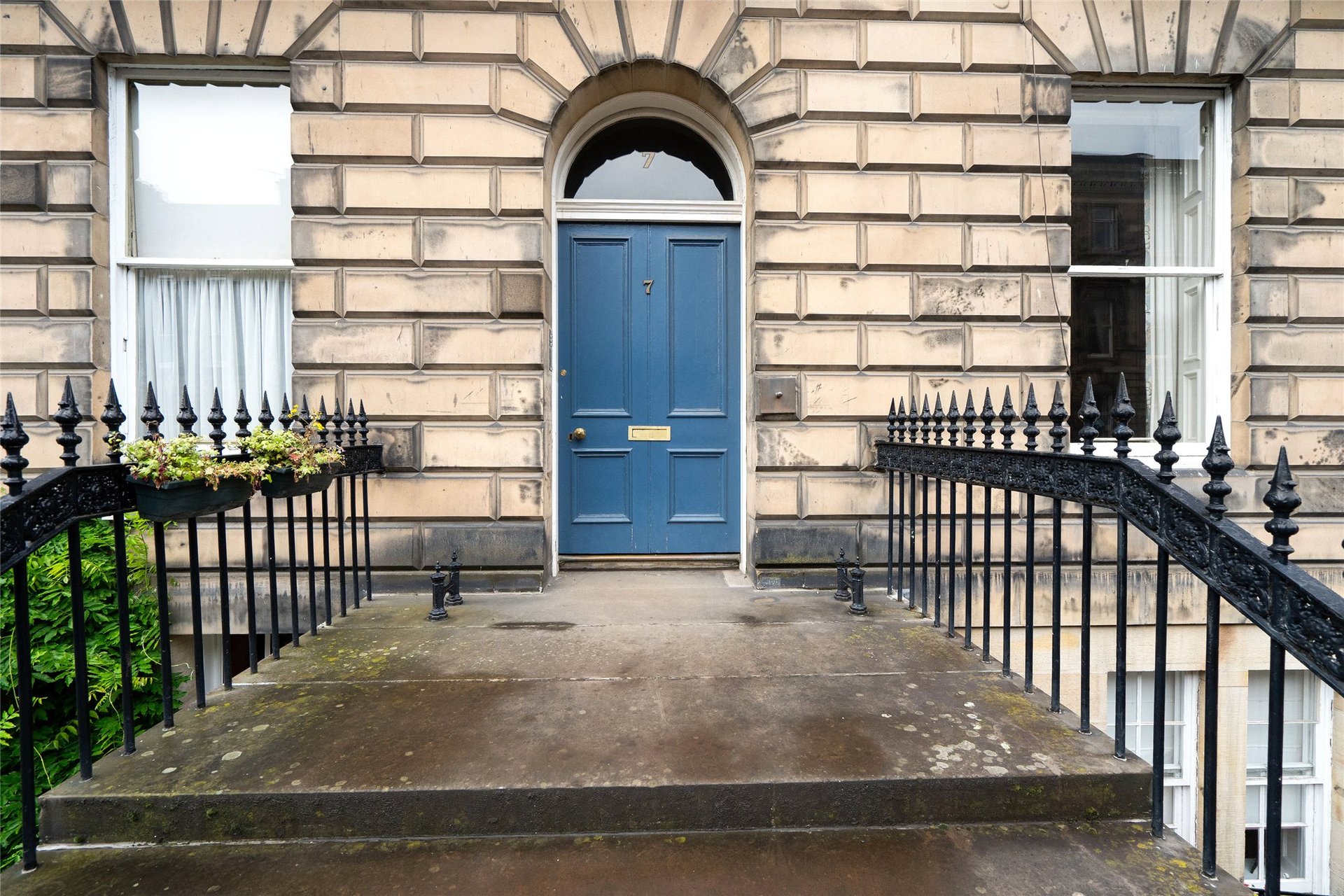 7/3 Chester Street, Edinburgh, EH3 7RF - Picture #2