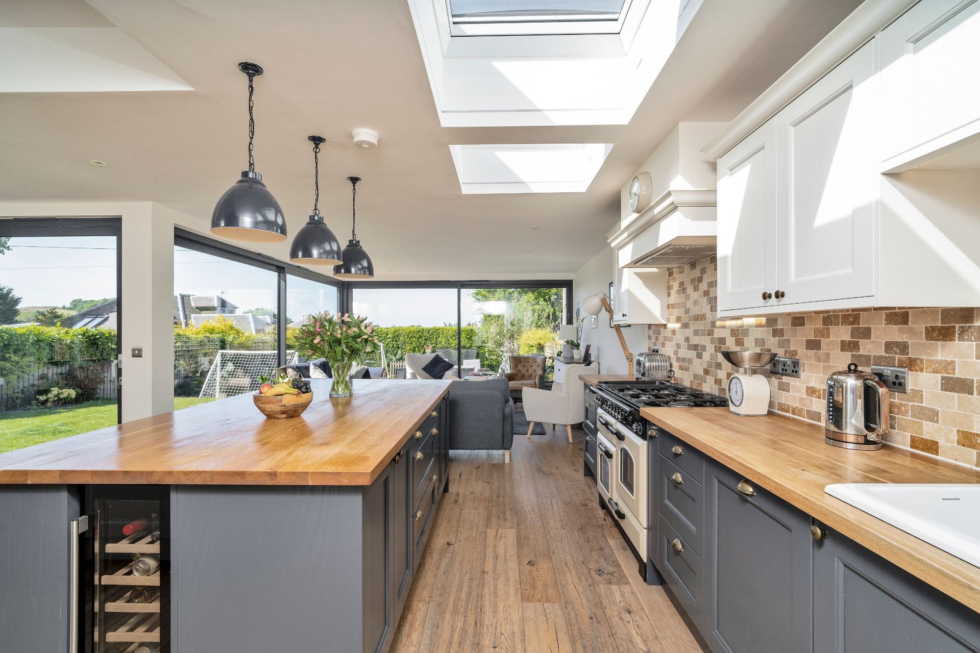 13 Greenbank Gardens, Greenbank, Edinburgh, EH10 5SN - Picture #4