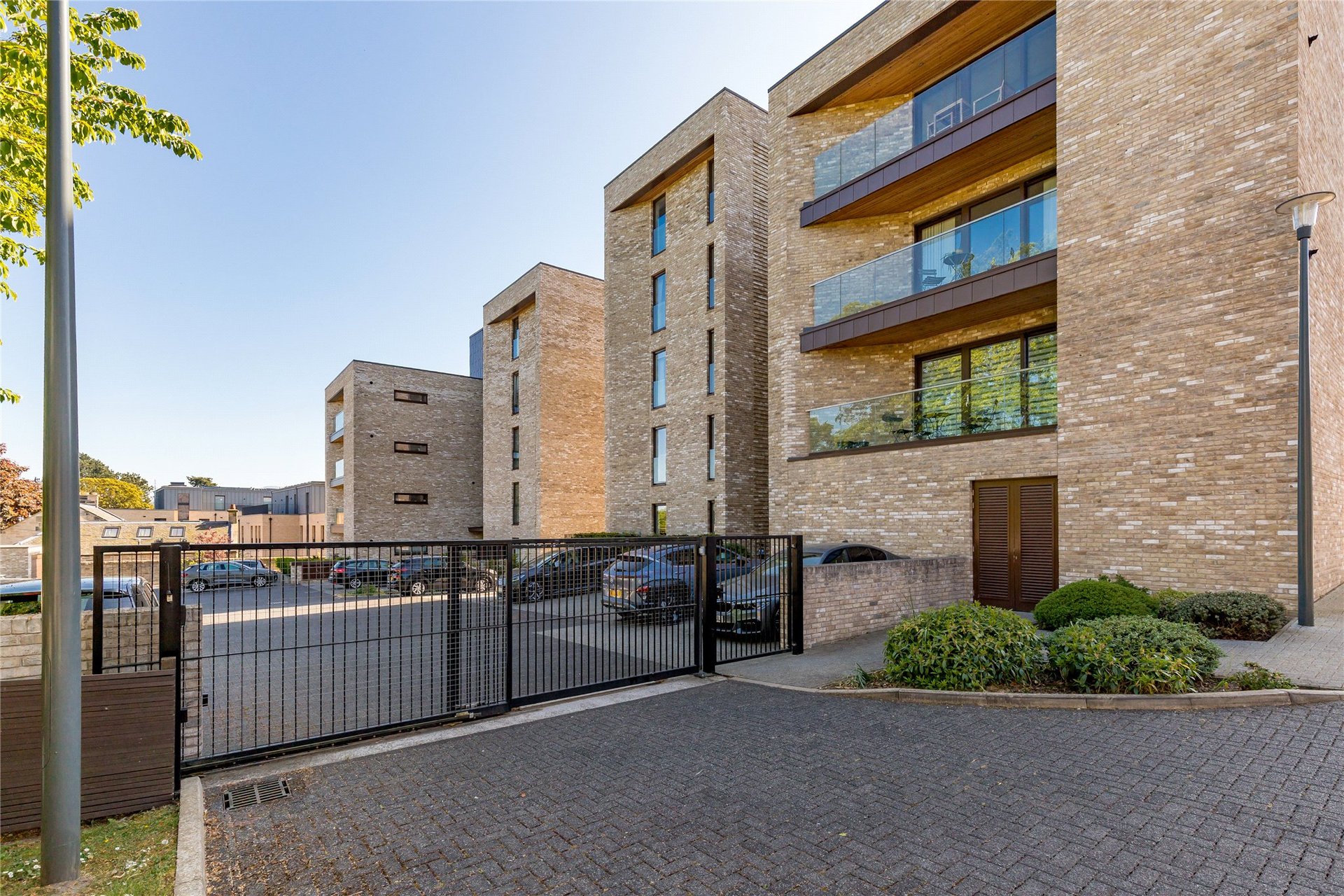 Flat 5, 2 Westerlea Gardens, Edinburgh, EH12 6HU - Picture #22
