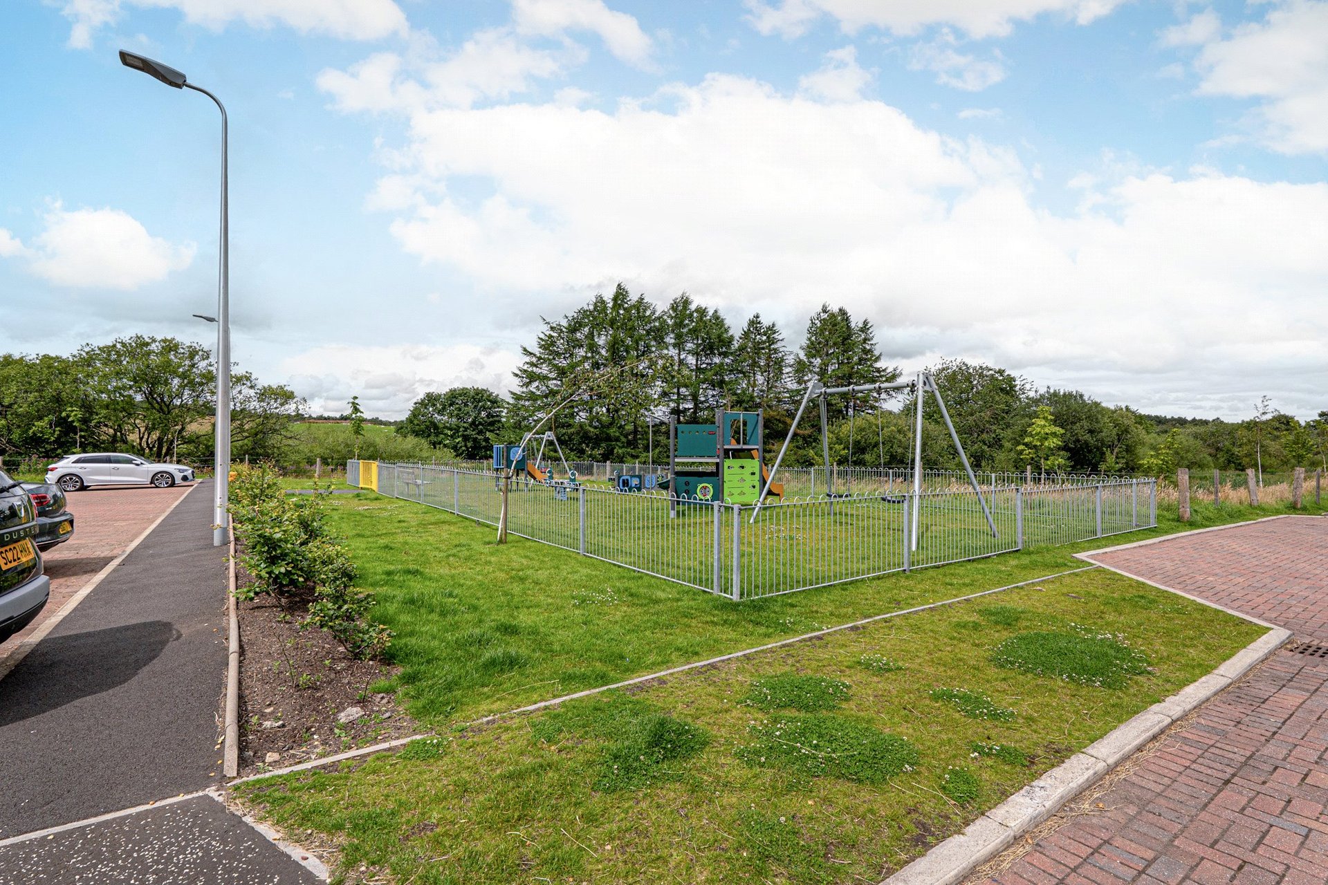 Flat 3/4, 38 Towing Drive, Bishopbriggs, Glasgow, East Dunbartonshire, G64 3NR - Picture #27