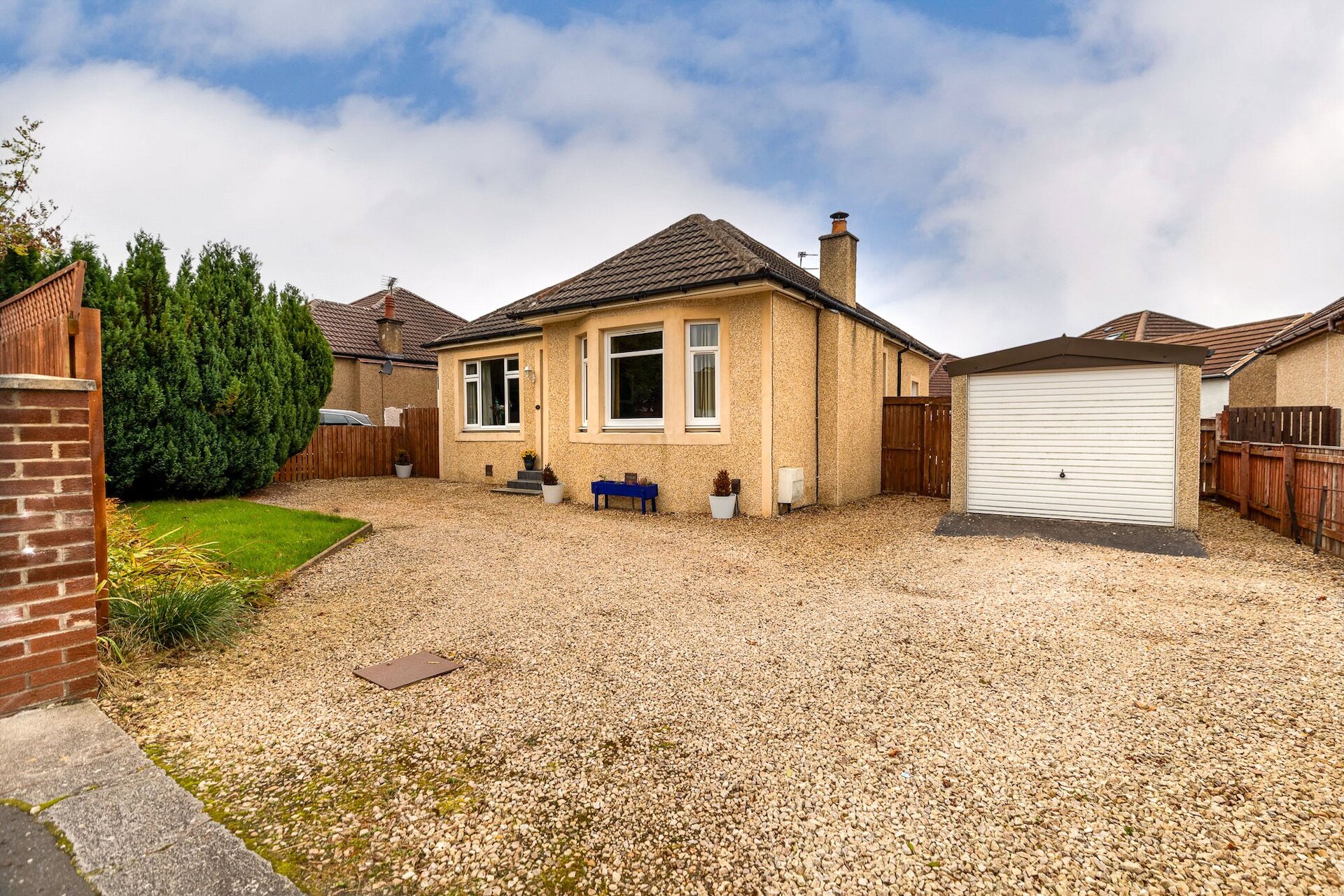 18 Benview Road, Clarkston, Glasgow, G76 7PS - Picture #1