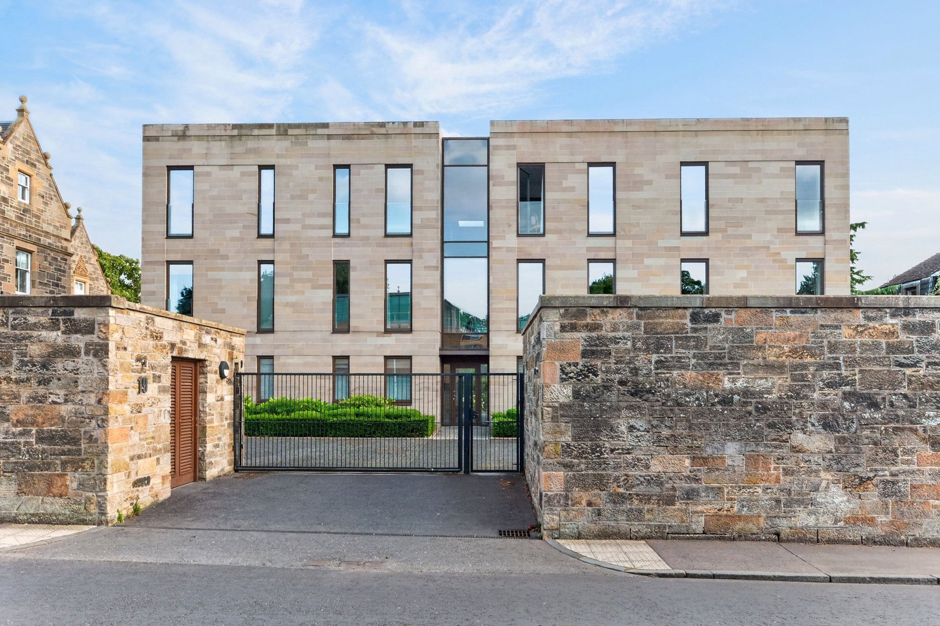 Flat 4, 19 Ellersly Road, Edinburgh, EH12 6HY - Picture #24