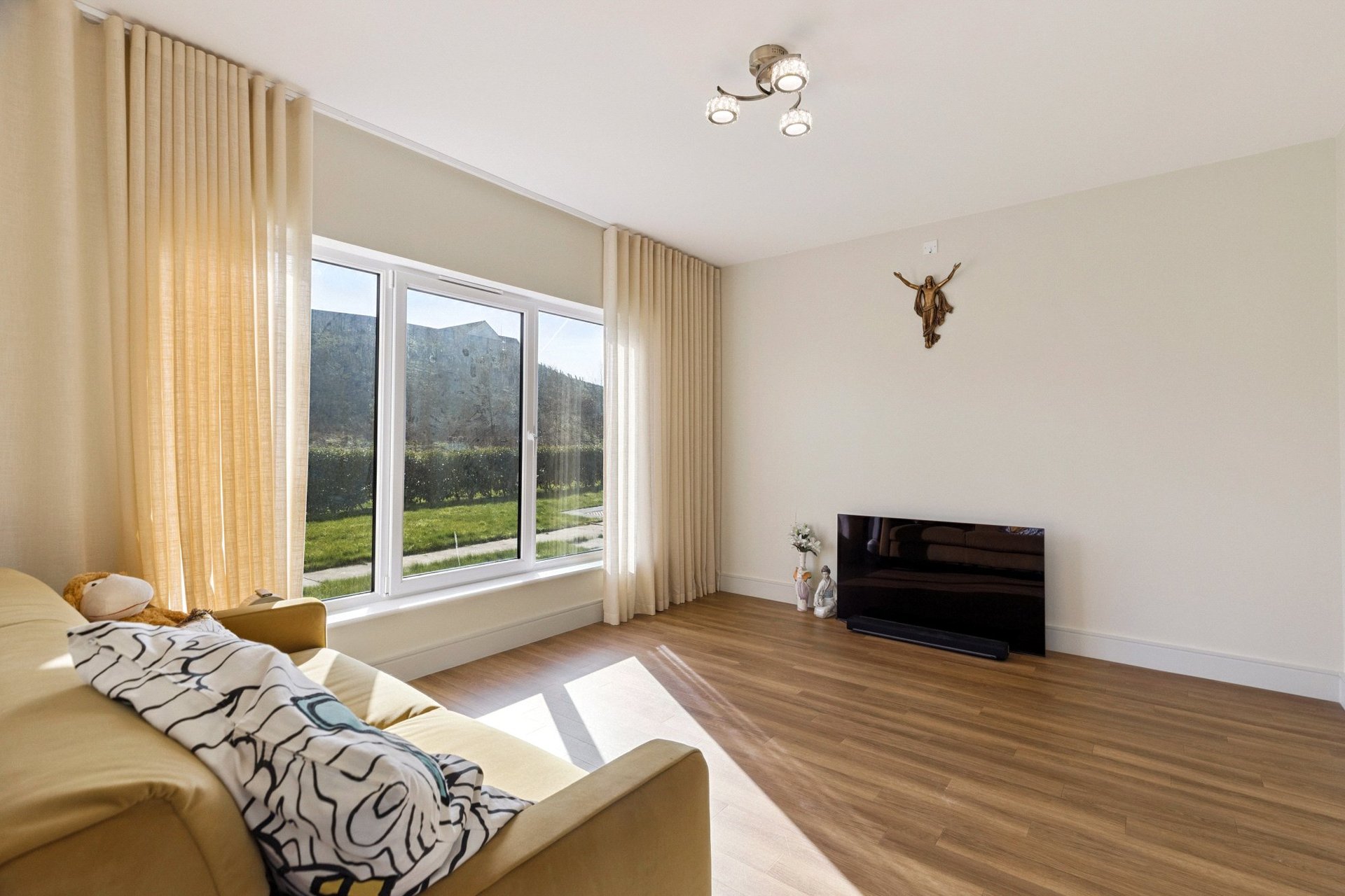 3 Raeside Way, Newton Mearns, Glasgow, East Renfrewshire, G77 6YL - Picture #8