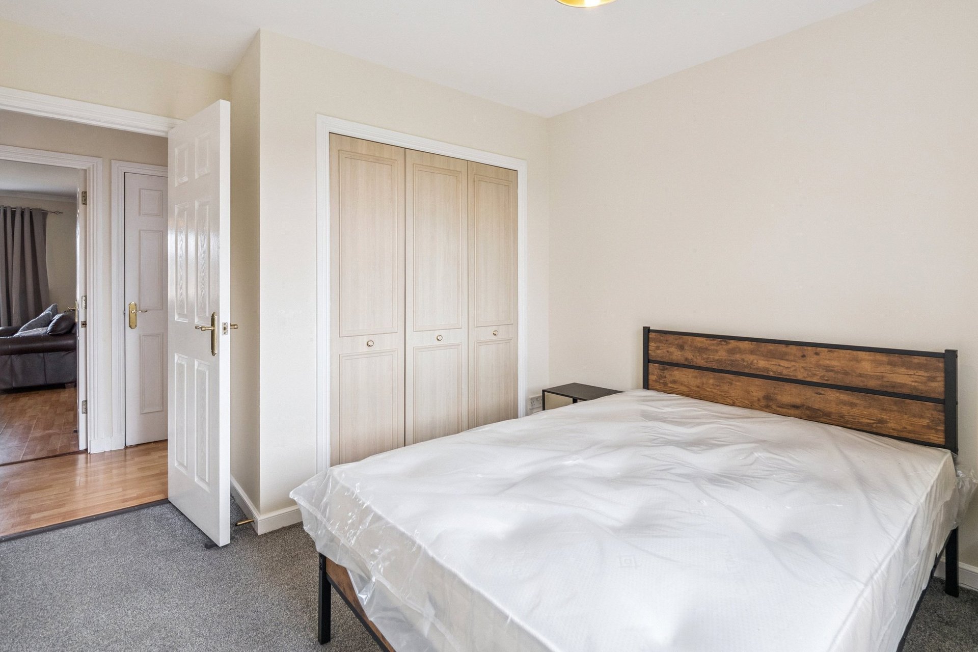 55 Burnvale Place, Livingston, West Lothian, EH54 6GD - Picture #9