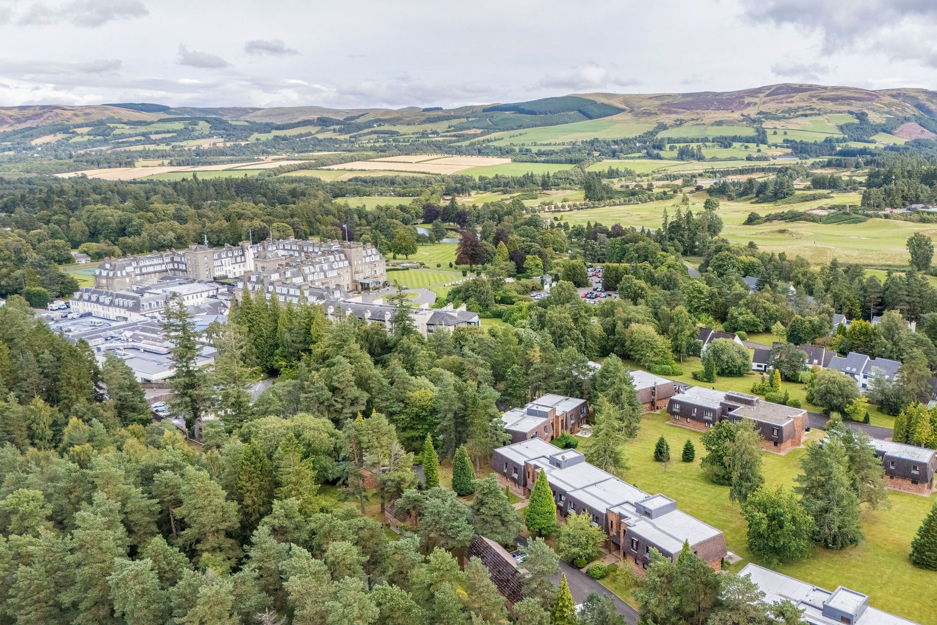 6 Dunbar Court, Gleneagles Village, Auchterarder, Perth and Kinross, PH3 1SE - Picture #2