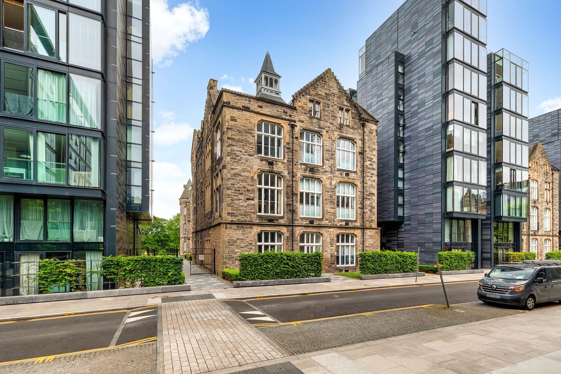 Flat 15, 19 Simpson Loan, Quartermile, Edinburgh, EH3 9BS - Picture #1