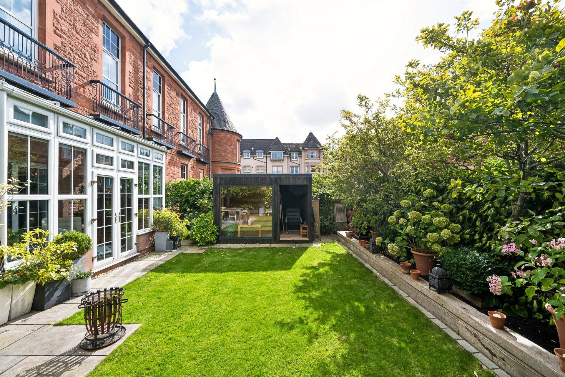37 Littlejohn Road, Greenbank, Edinburgh, EH10 5GN - Picture #28
