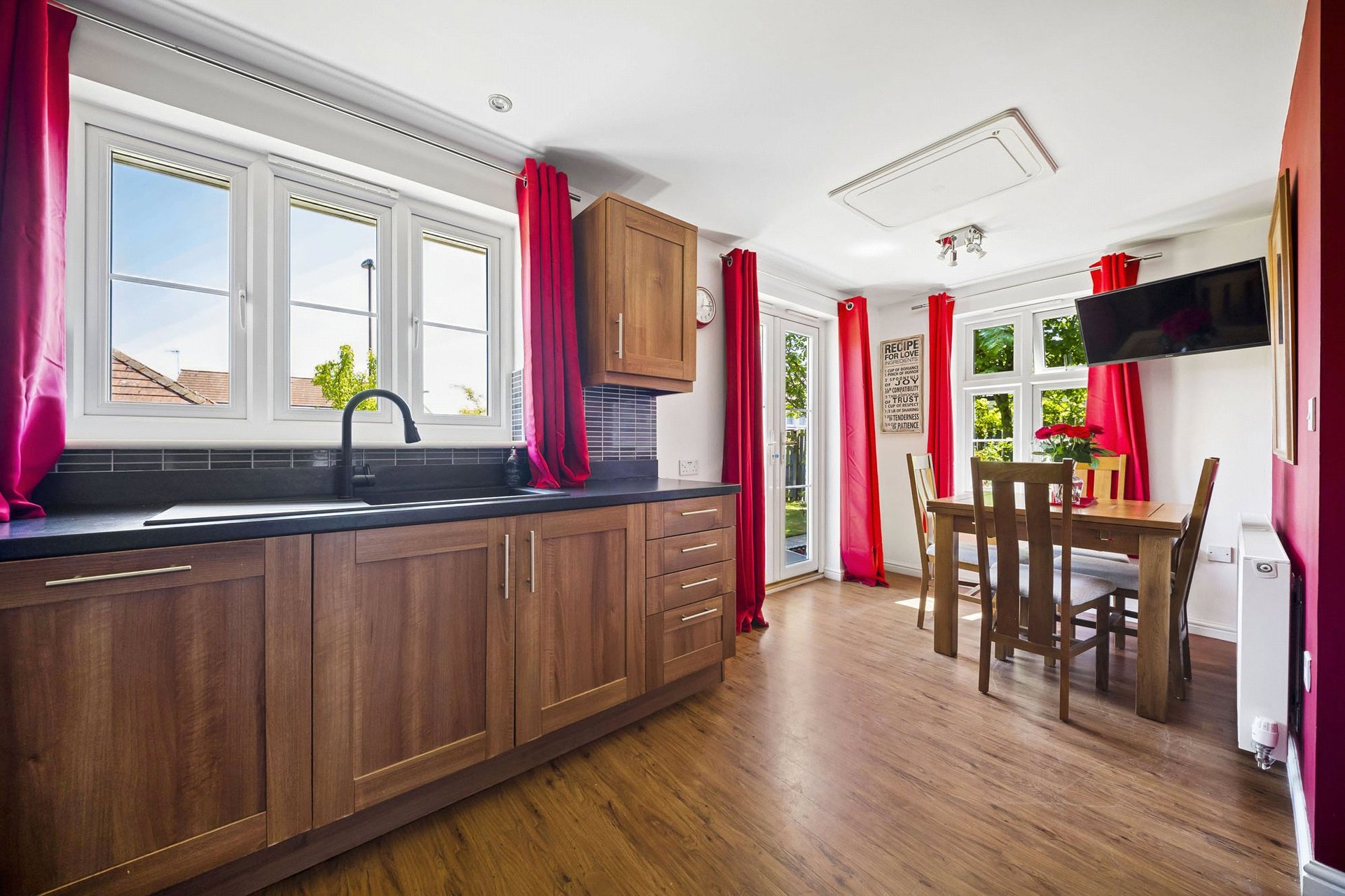 2 Burnbrae View, Bonnyrigg, EH19 3BZ - Picture #8