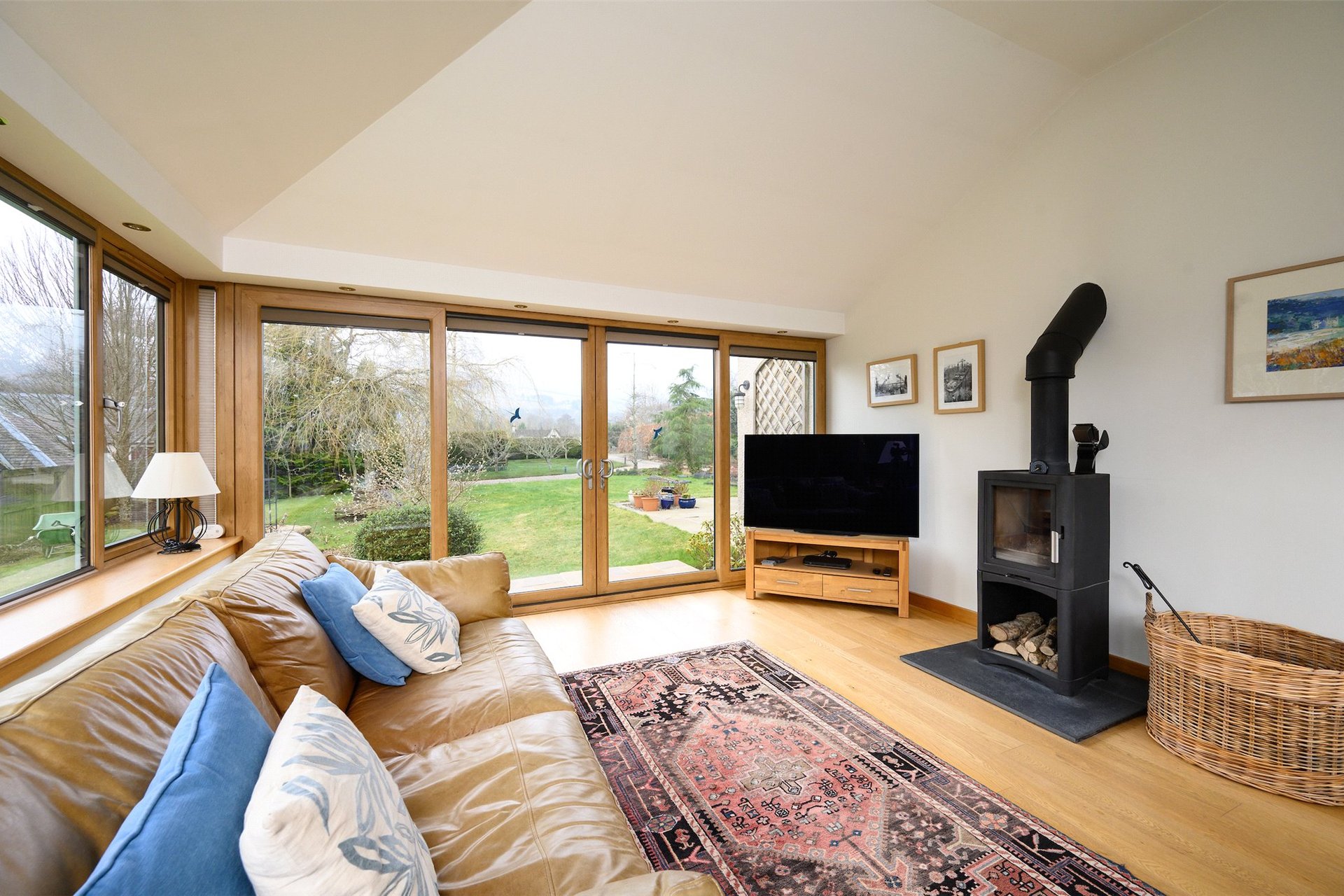Berry Barn, Donafuil, Keltneyburn, Aberfeldy, Perth and Kinross, PH15 2LE - Picture #10