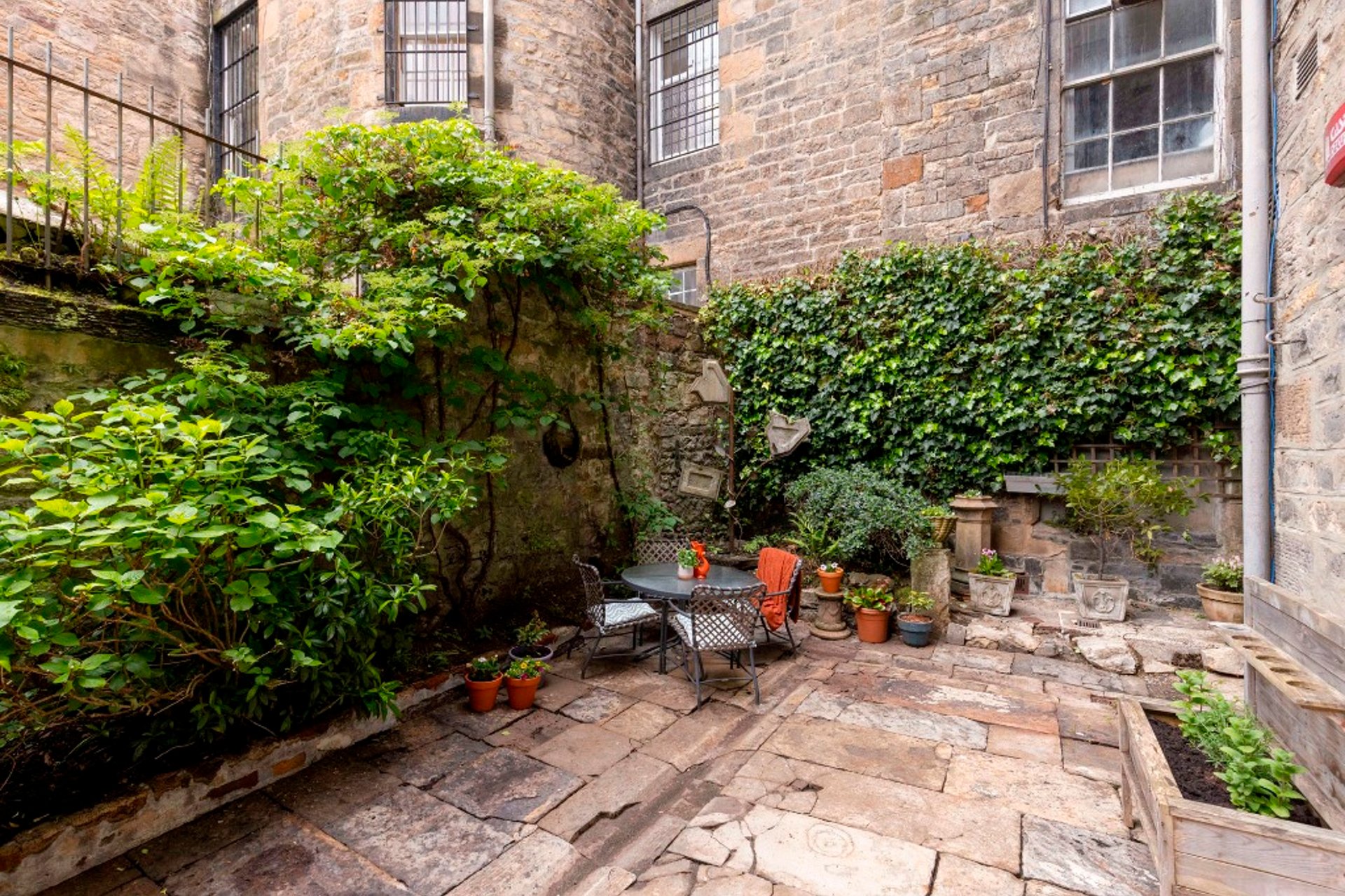 58 Queen Street, Central, Edinburgh, EH2 3NS - Picture #33