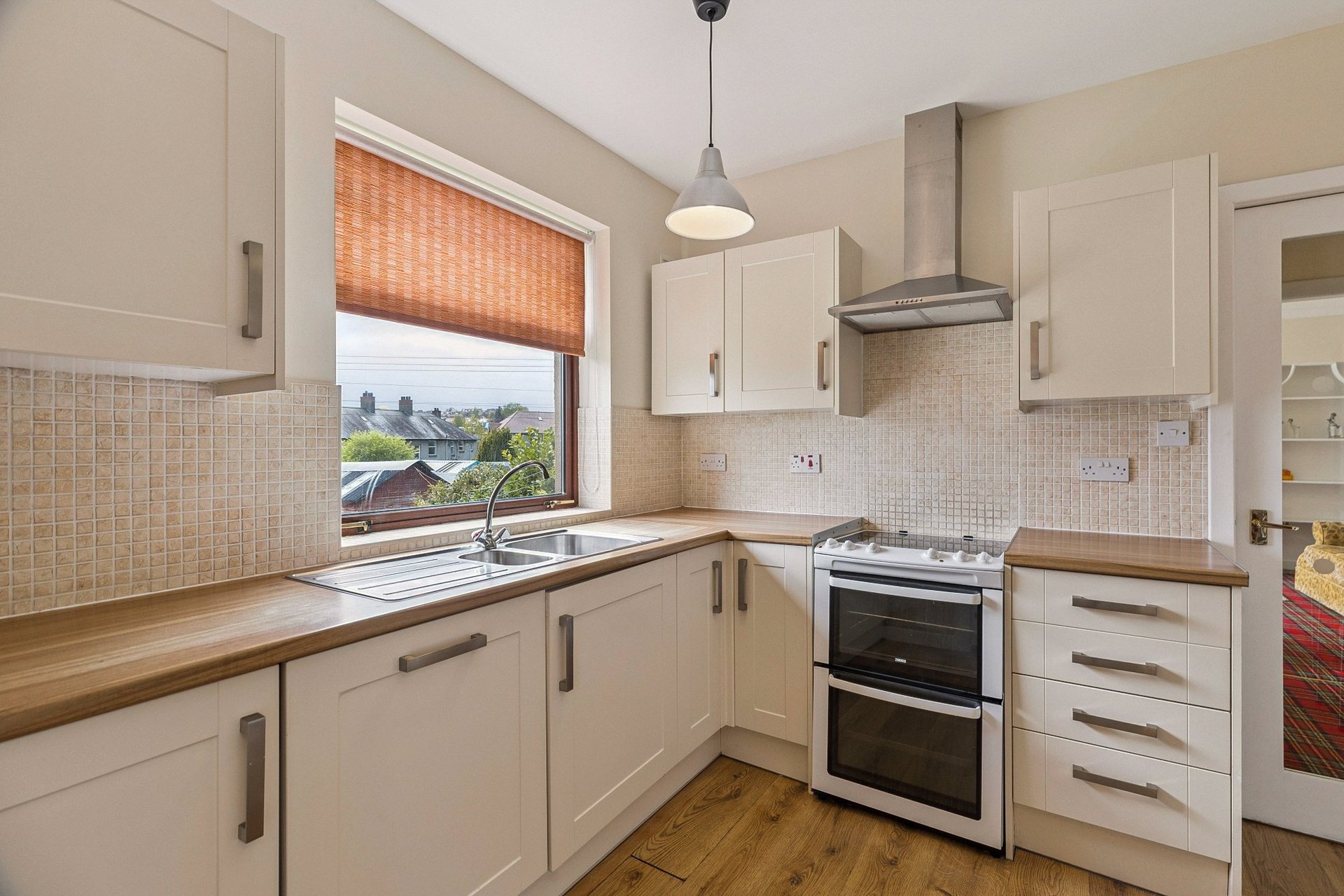 28 Keystone Avenue, Milngavie, G62 6HZ - Picture #13