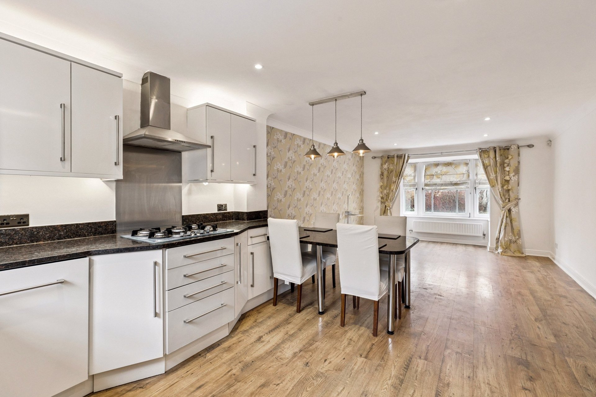 5 Cresswell Place, Newton Mearns, Glasgow, G77 5FD - Picture #9