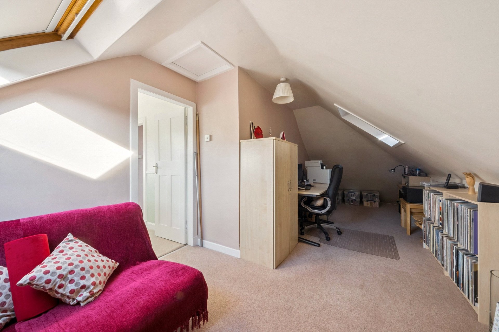 7 Reid Avenue, Bearsden, G61 3DR - Picture #25