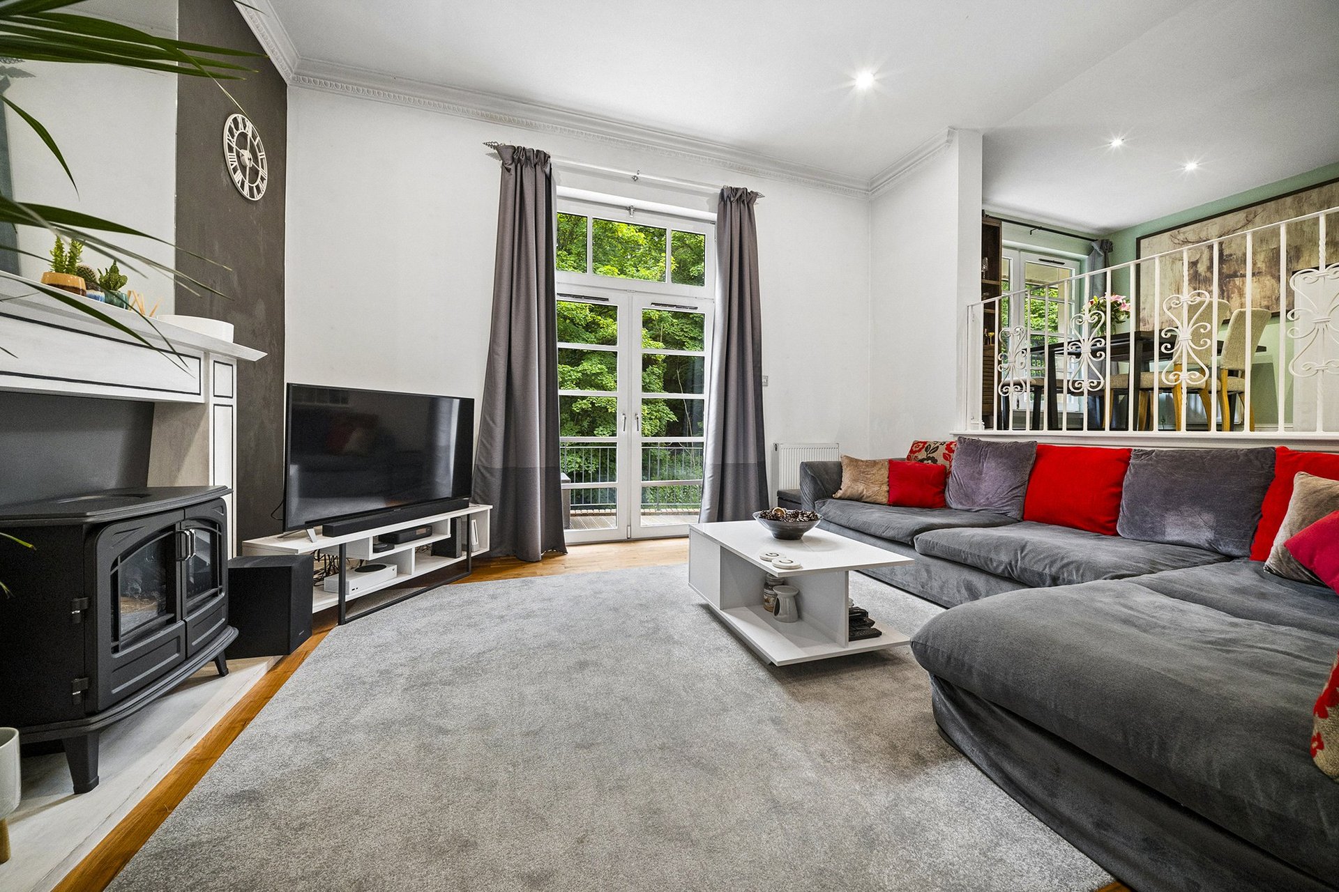 16 Coltbridge Millside, Edinburgh, EH12 6AP - Picture #2