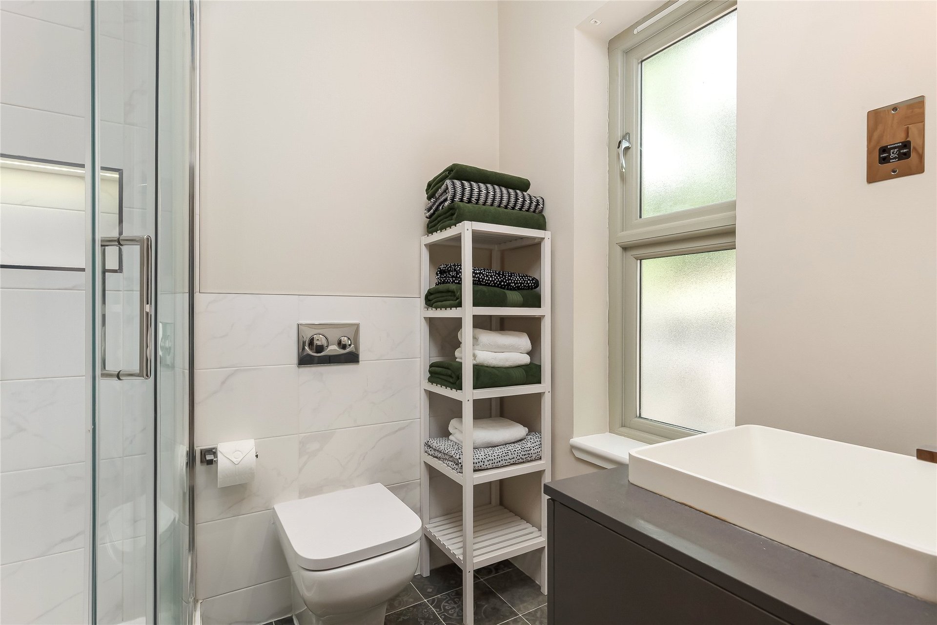 Laverockdale Cottage, 63 Dreghorn Loan, Edinburgh, EH13 0DB - Picture #14
