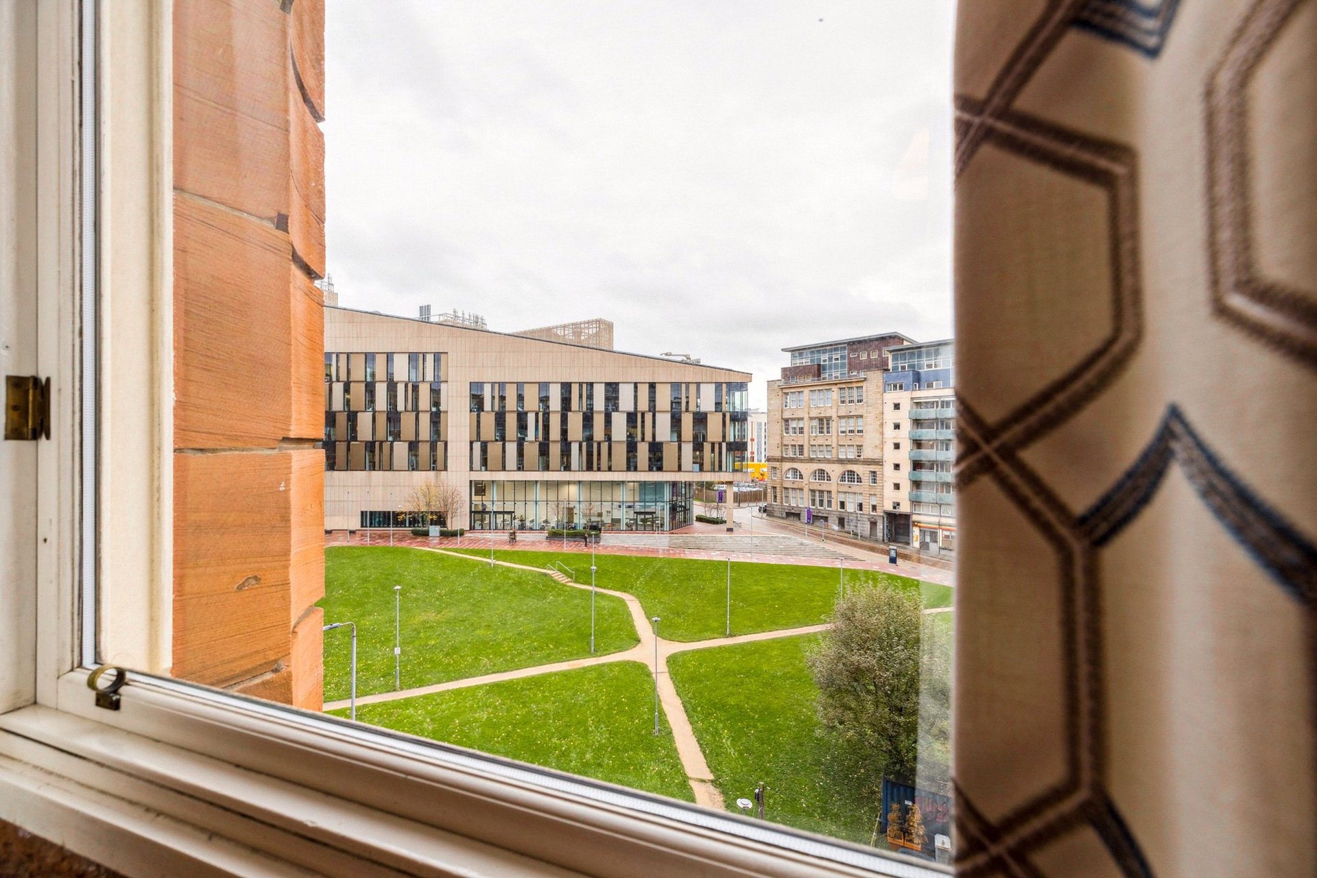 Loft 16, The Todd Building, 70 Ingram Street, Merchant City, Glasgow, G1 1EX - Picture #19