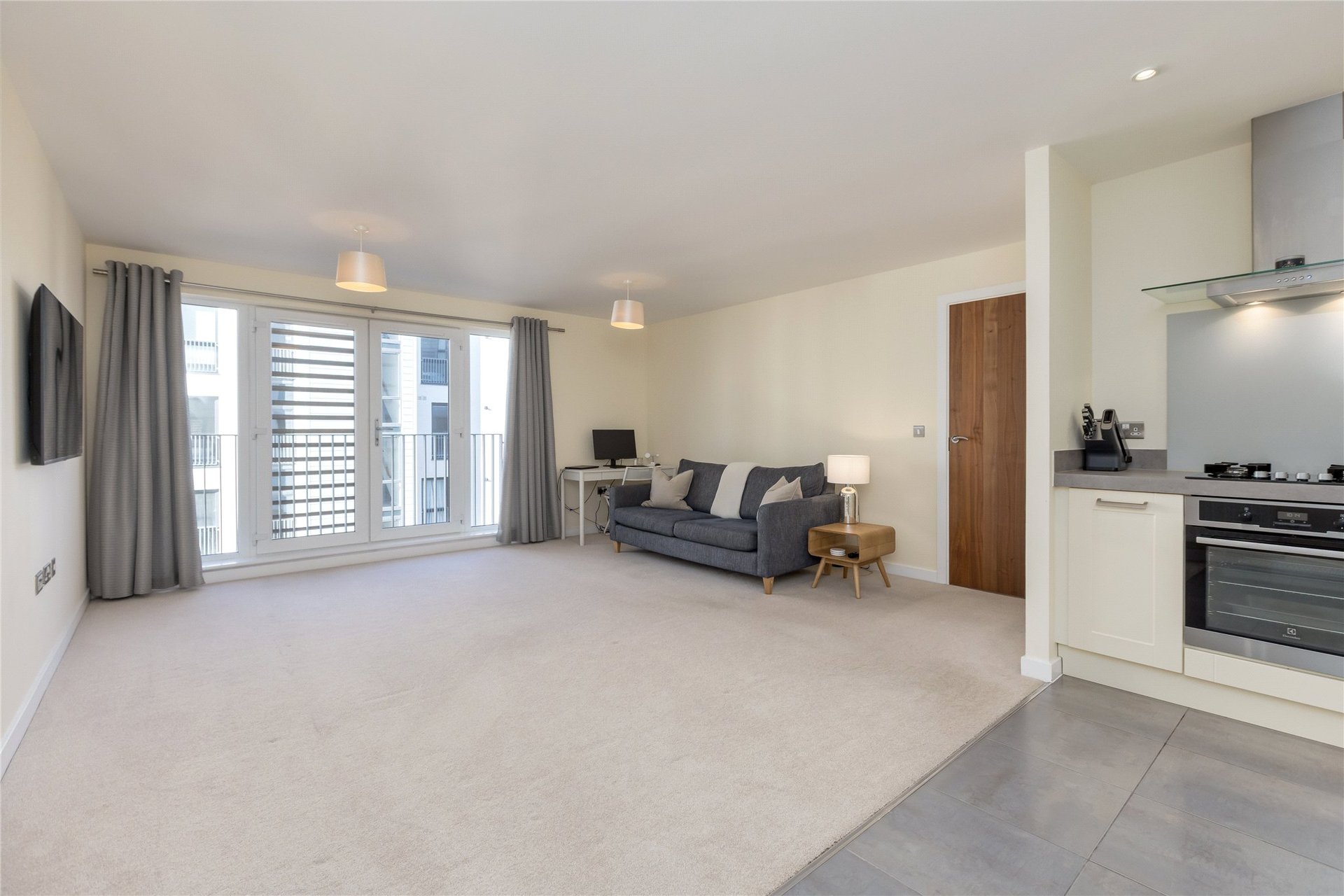 Flat 4, 34 Kimmerghame Place, Edinburgh, Midlothian, EH4 2GE - Picture #2