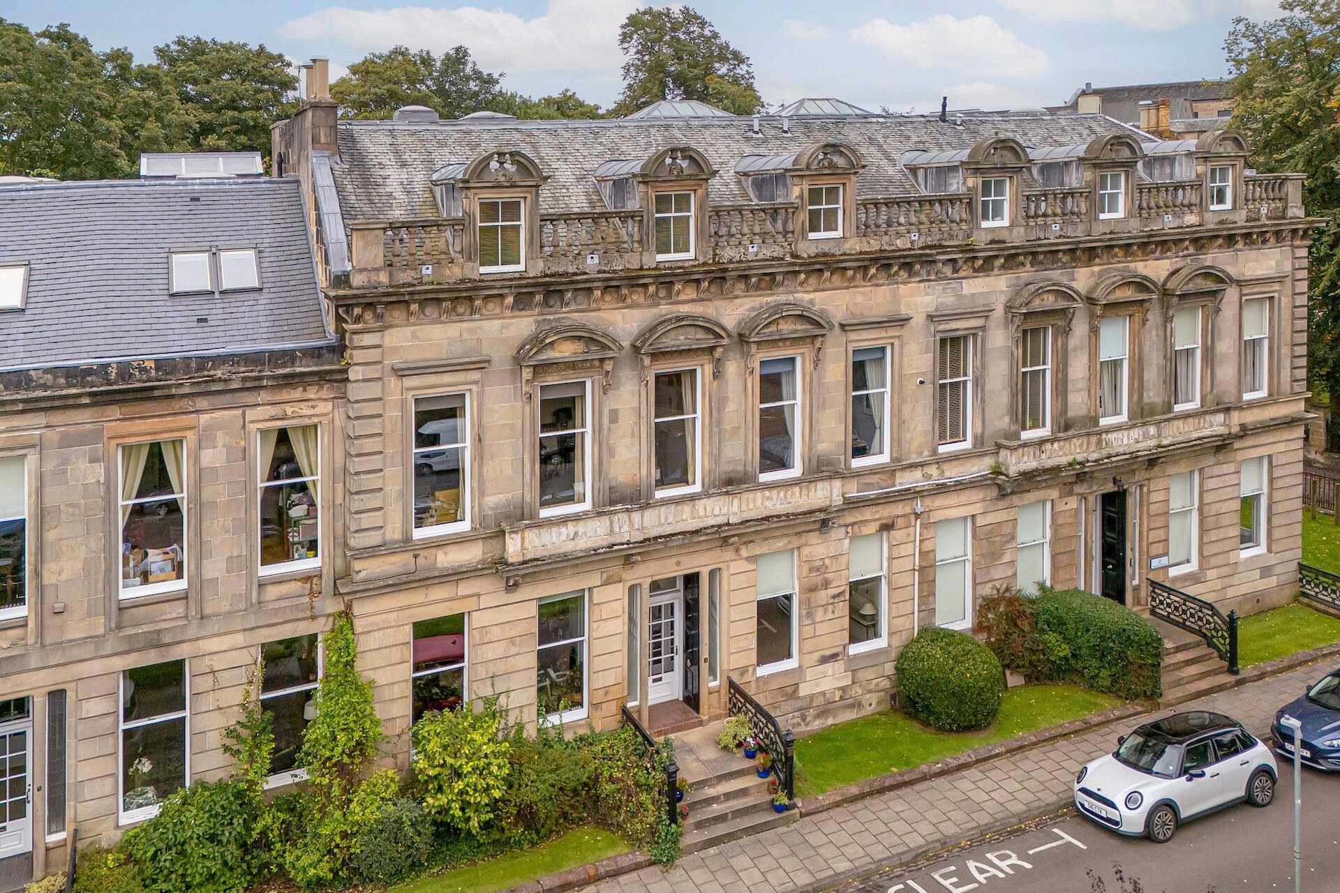 Flat 5, 2 Kirklee Gardens, Kirklee, Glasgow, G12 0SG - Picture #1