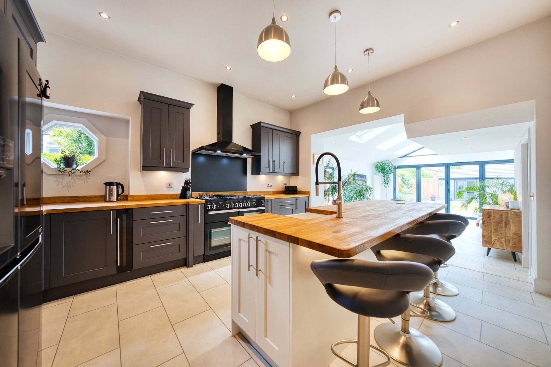 1 Dunglass Avenue, Scotstoun, Glasgow, G14 9DX - Picture #8