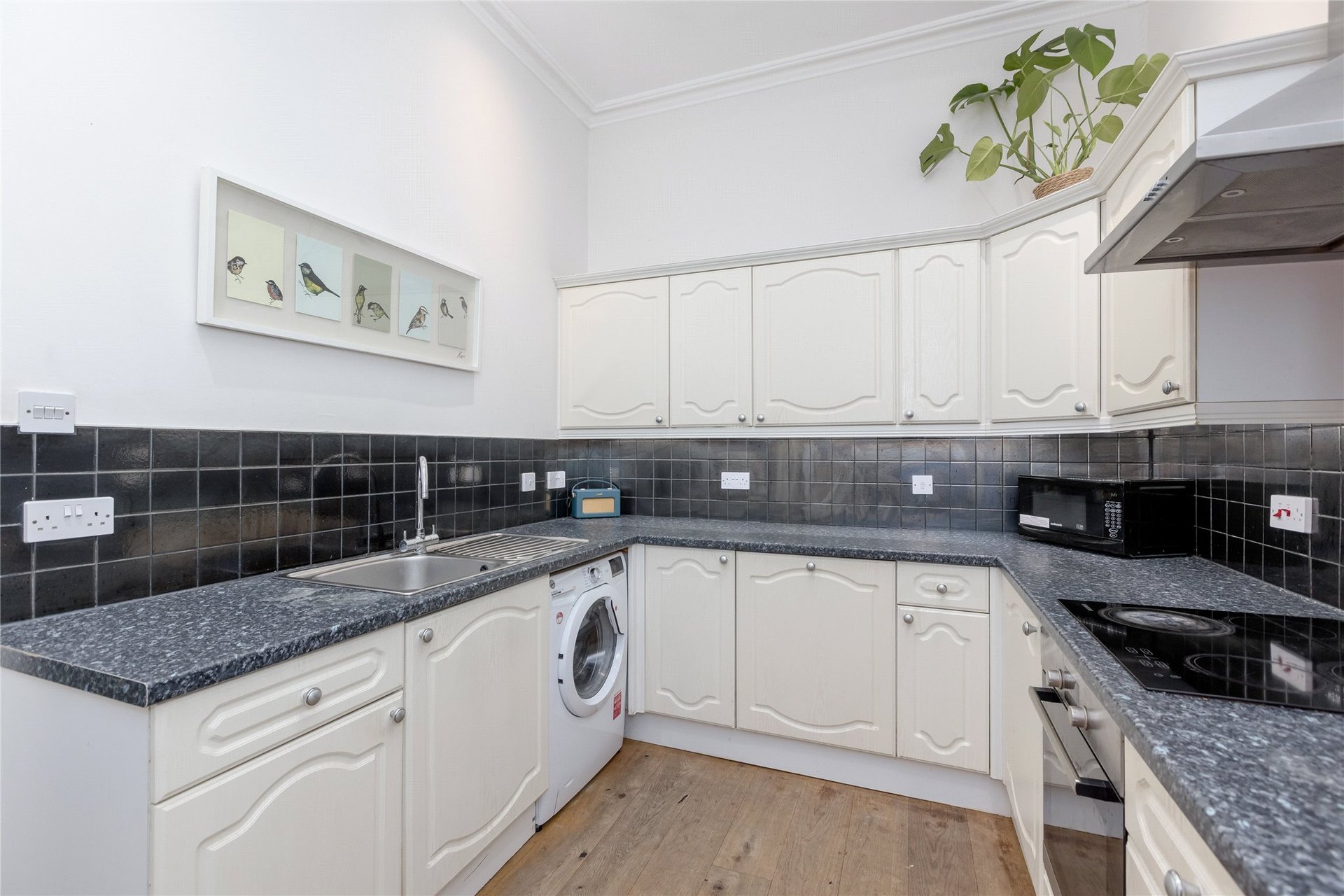 24/2 Walker Street, Edinburgh, EH3 7HR - Picture #6