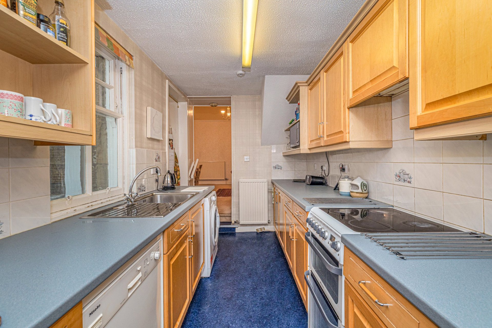 4 Burnhead Road, Newlands, Glasgow, G43 2SU - Picture #12