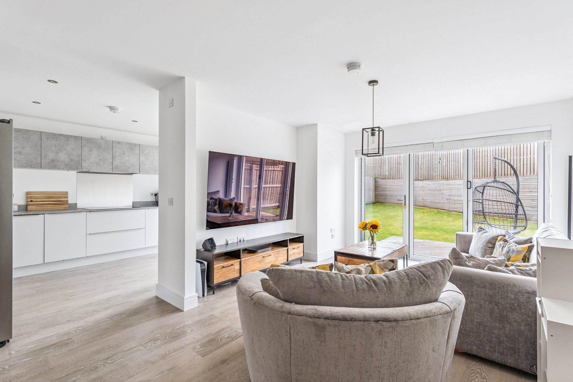 87 Littleton Park, Barrhead, Glasgow, East Renfrewshire, G78 2FA - Picture #8