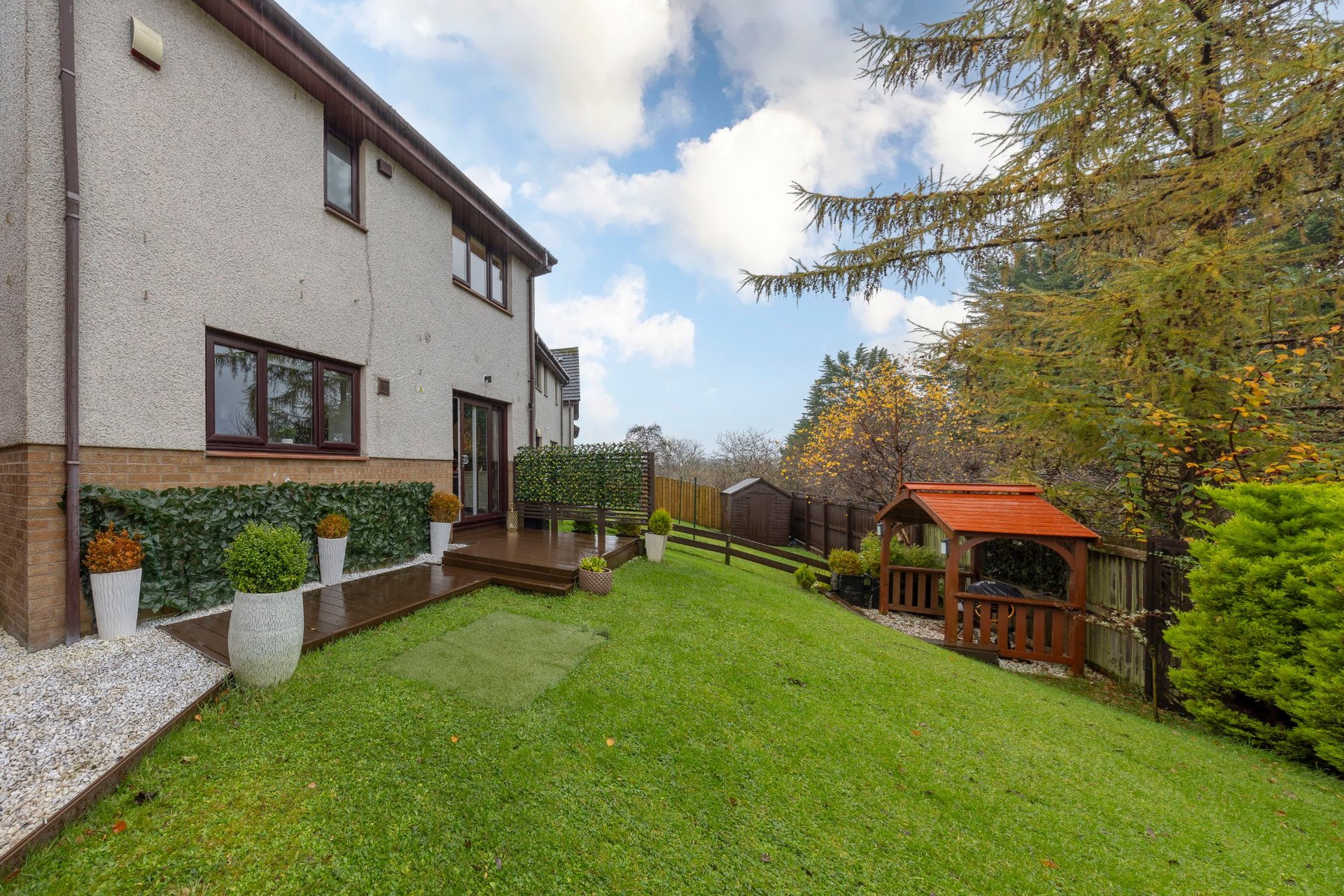 21 Burncrooks Avenue, Bearsden, G61 4NL - Picture #2