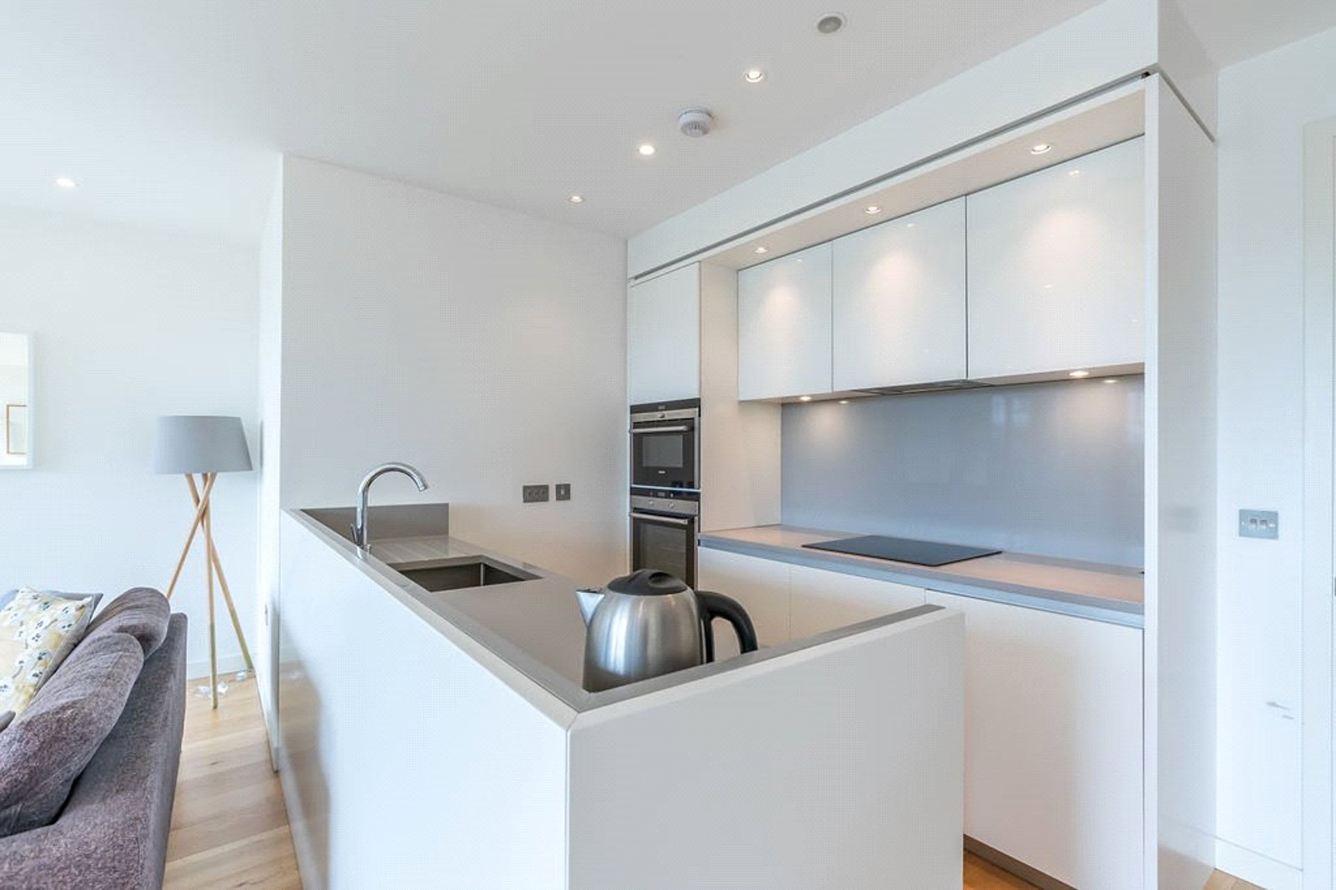Flat 17, 8 Simpson Loan, Quartermile, Edinburgh, EH3 9GS - Picture #9