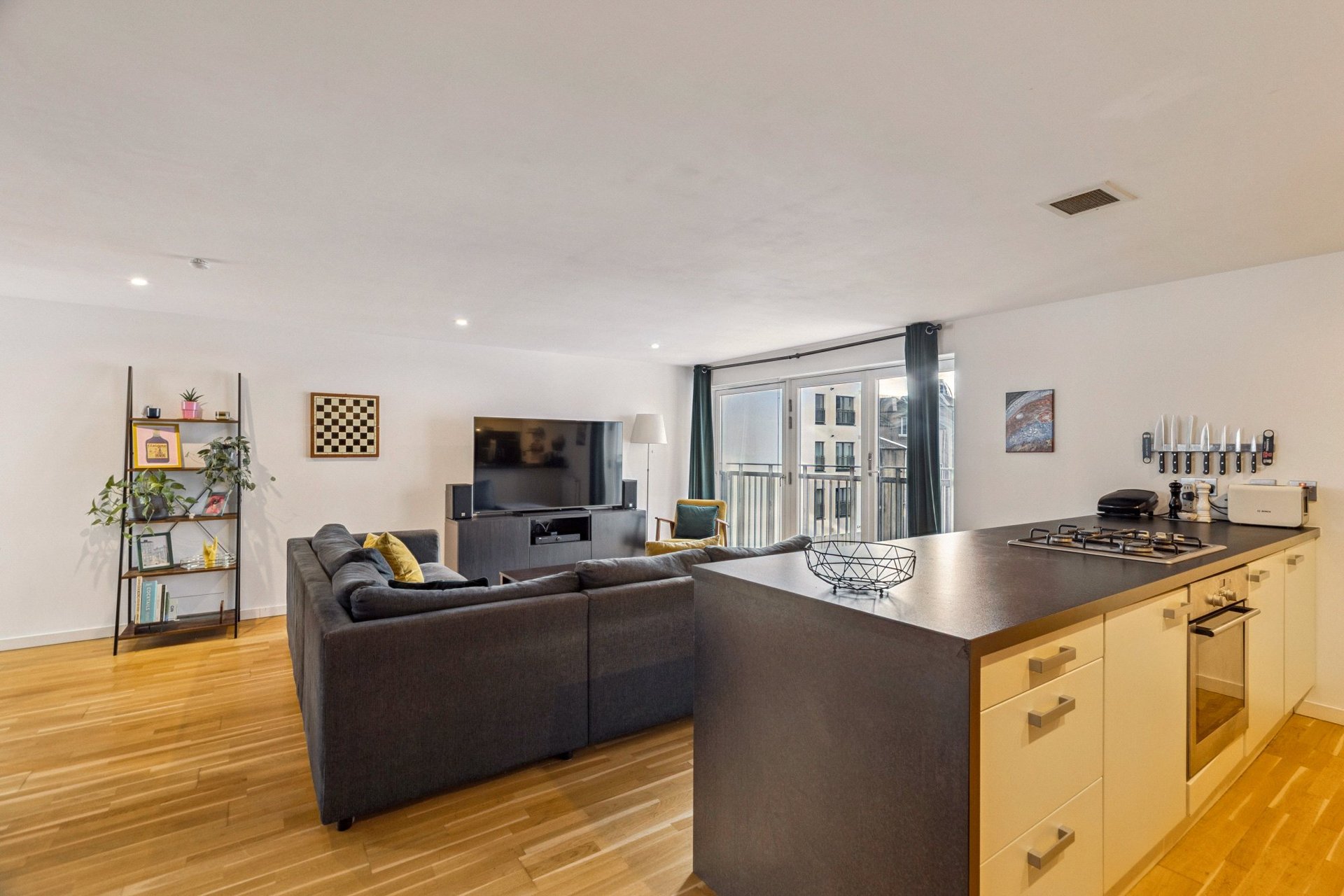 Flat 3/3 Merchant Building, 36 High Street, Glasgow City, G1 1NL - Picture #6