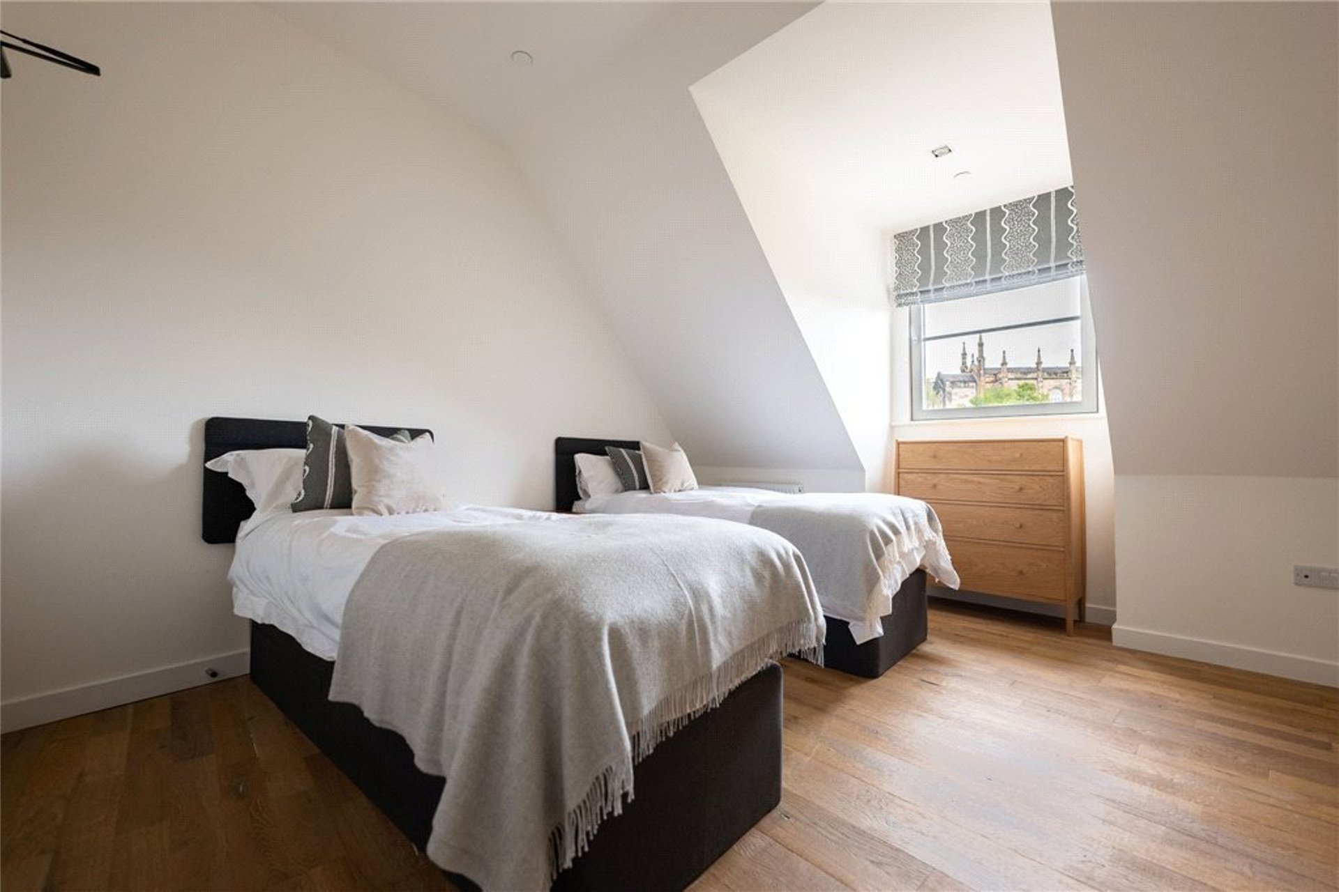 2 Bells Brae, Edinburgh, Midlothian, EH4 3BJ - Picture #13