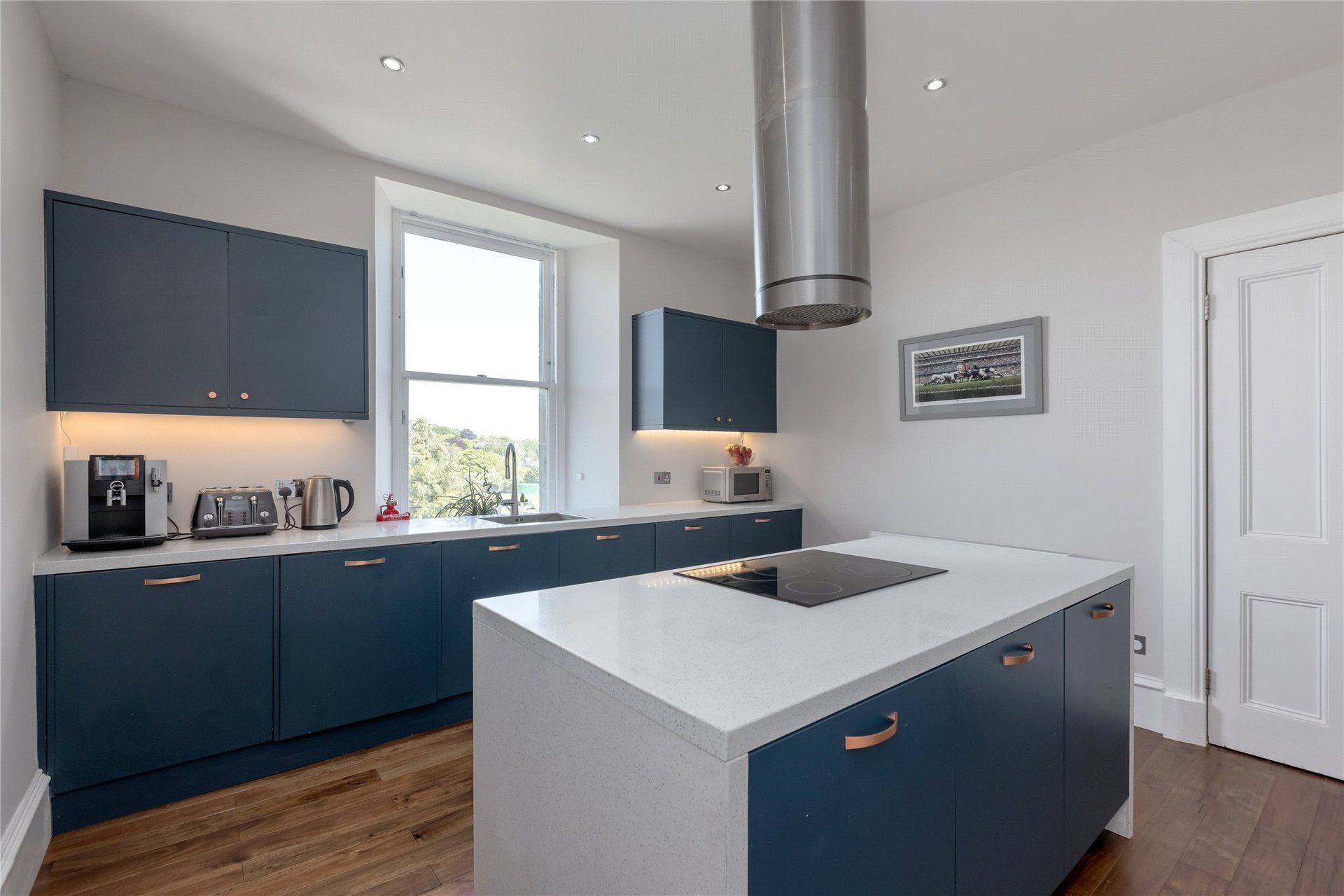 102/6 Raeburn Place, Stockbridge, Edinburgh, EH4 1HH - Picture #6