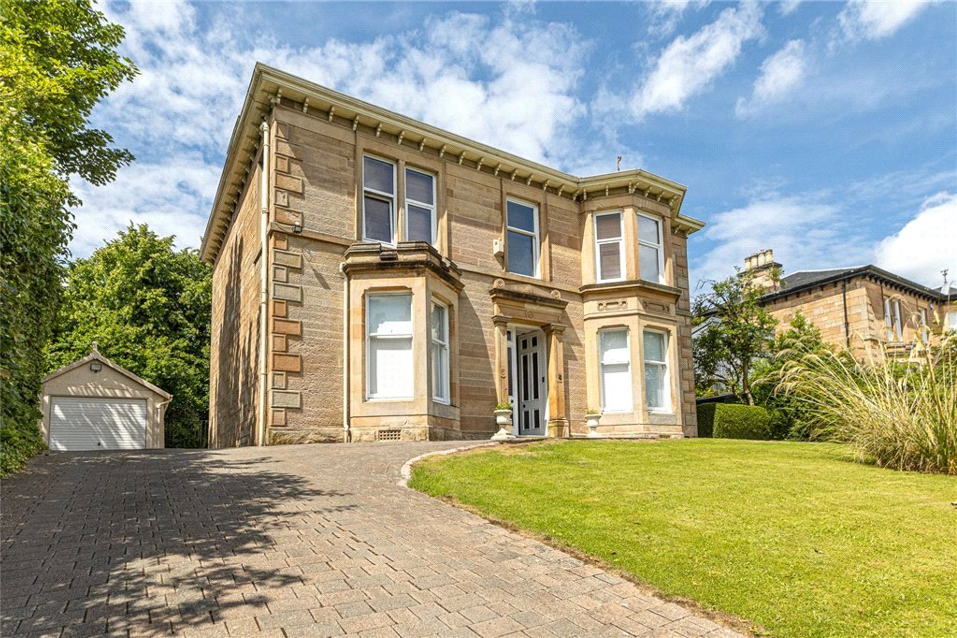 6 Erskine Avenue, Dumbreck, Glasgow, G41 5AL - Picture #2